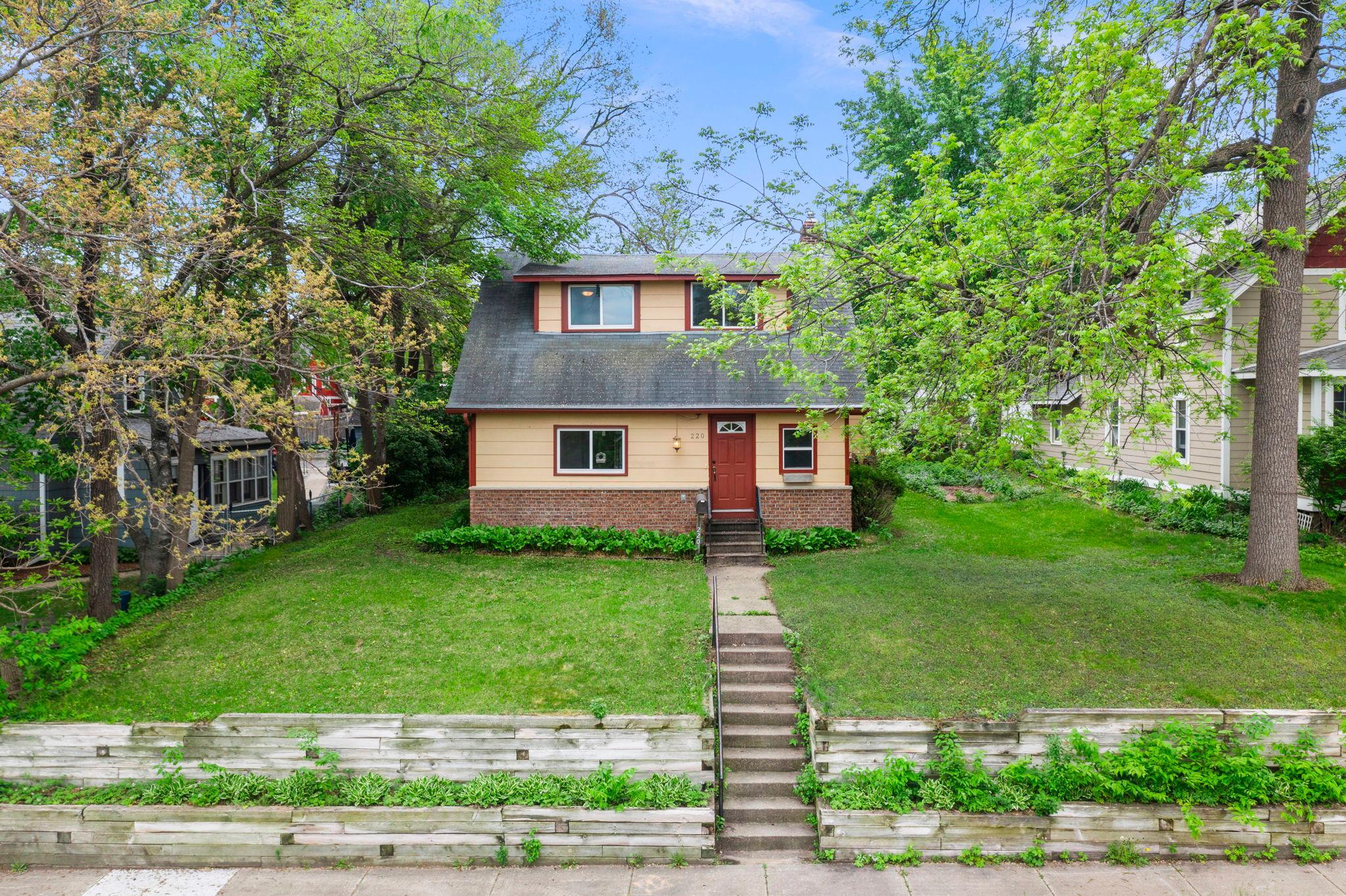 220 4th Avenue E, Shakopee MN 55379