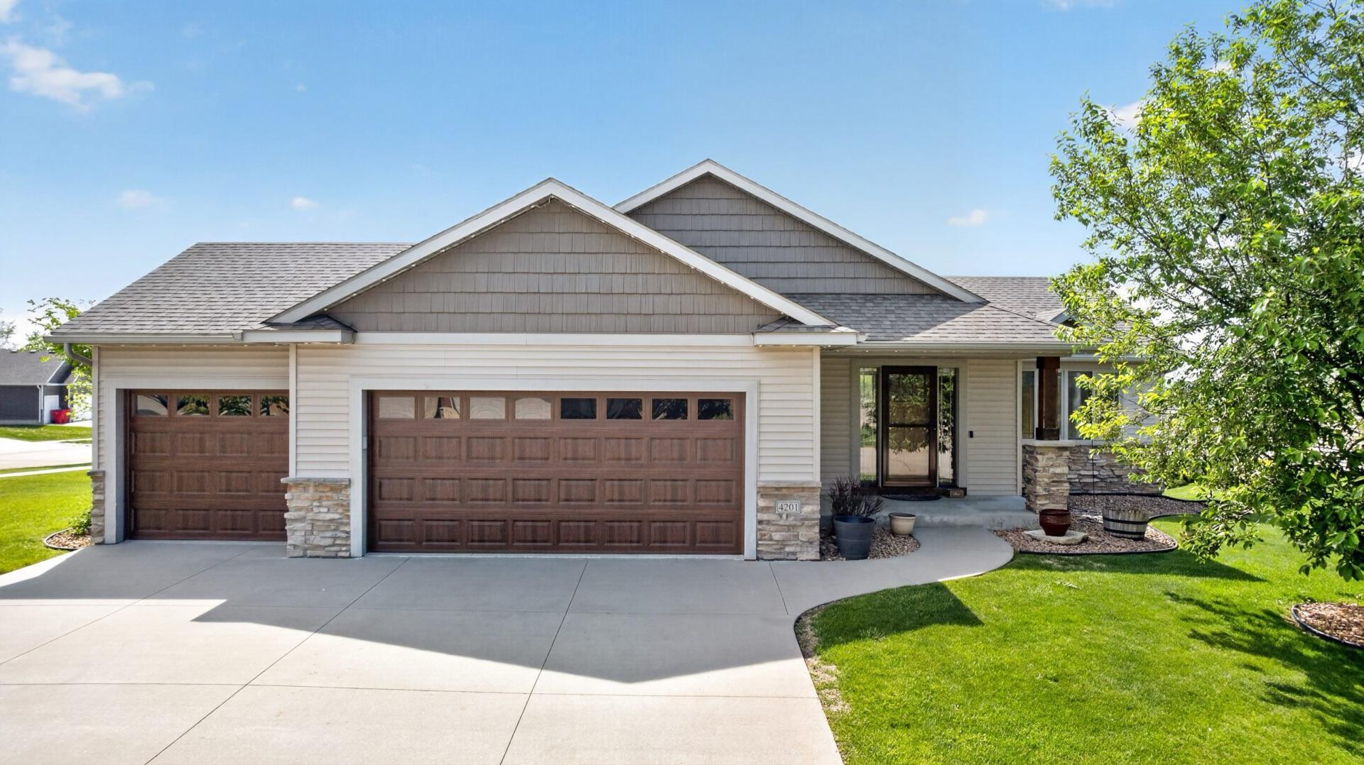 4201 Dodge Lane NE, Rochester MN 55906