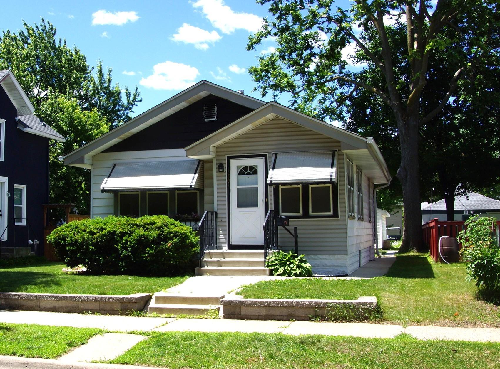 2804 37th Avenue S, Minneapolis MN 55406