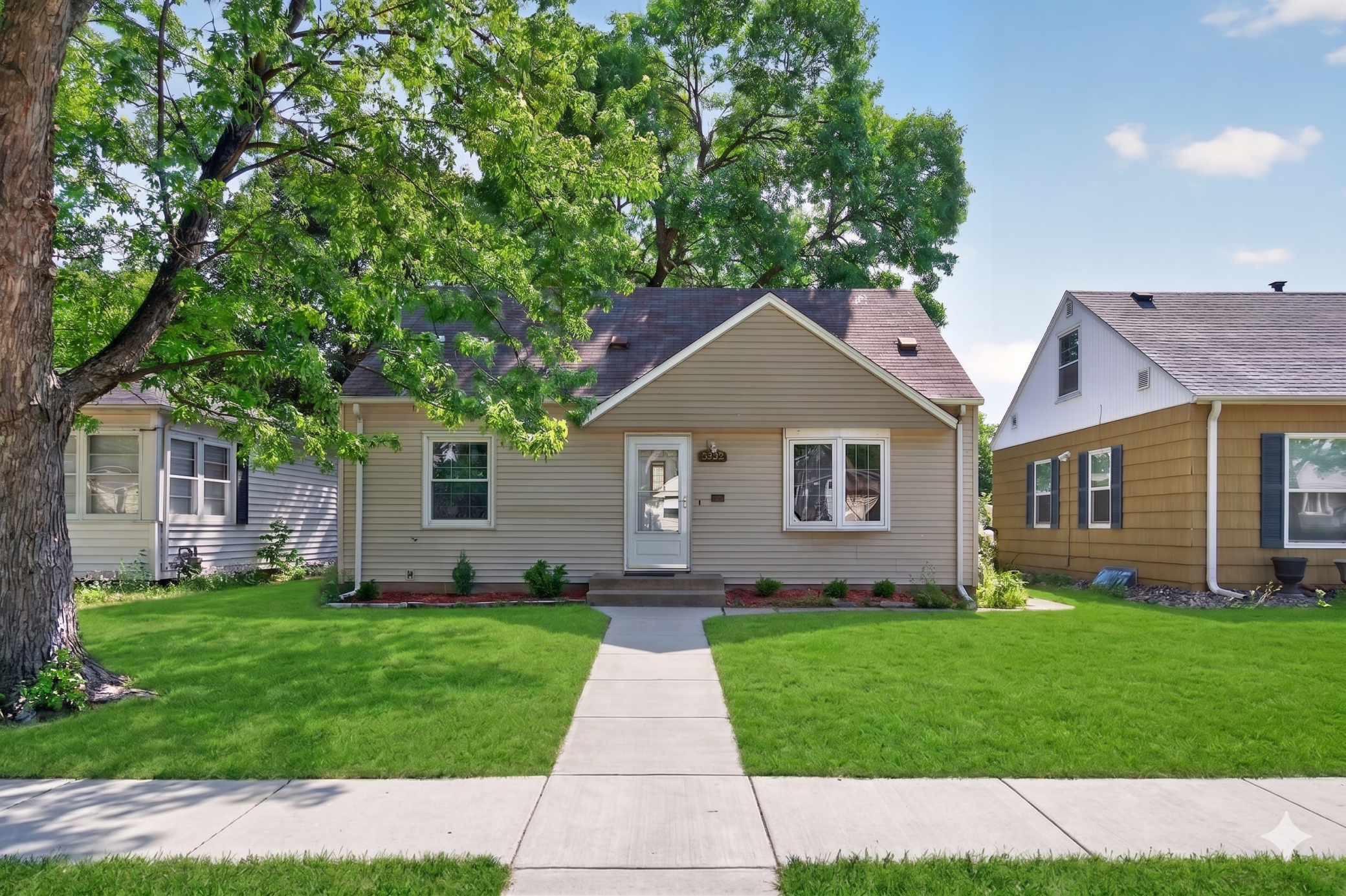 5232 Washburn Avenue N, Minneapolis MN 55430