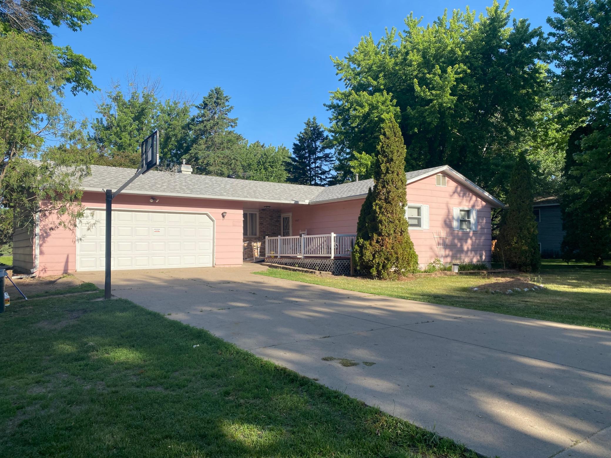 1007 10th Avenue N, Princeton MN 55371
