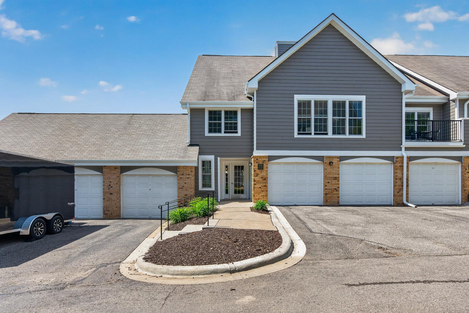 5988 Chasewood Parkway Unit 1, Minnetonka MN 55343