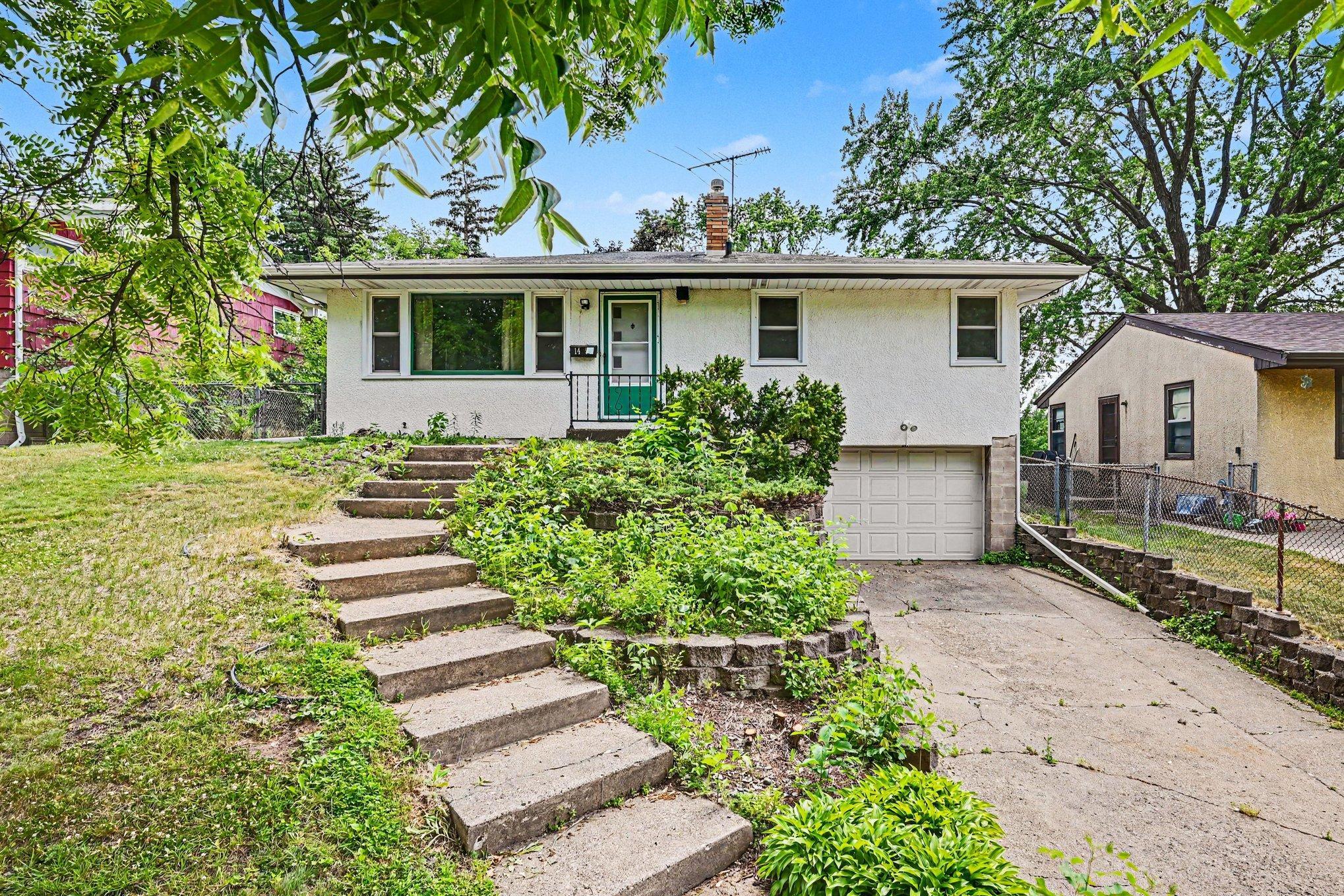 1450 Fremont Avenue, Saint Paul MN 55106