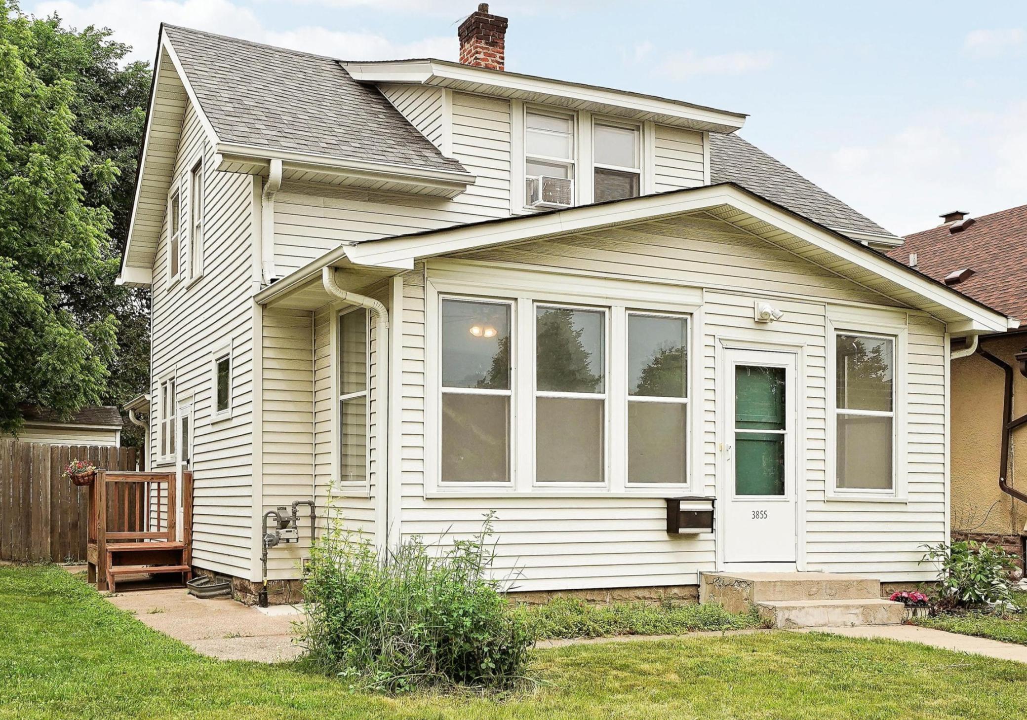 3855 Bryant Avenue N, Minneapolis MN 55412
