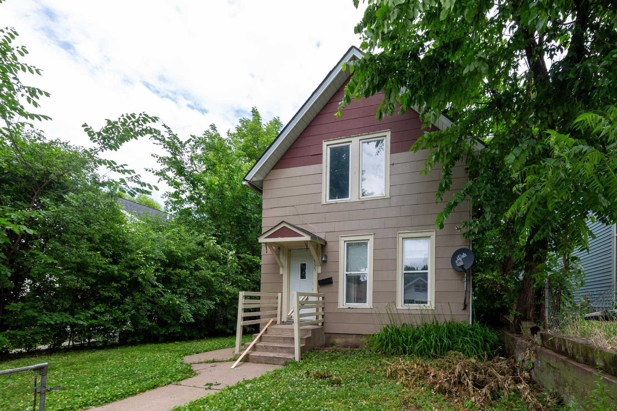 955 Wilson Avenue, Saint Paul MN 55106