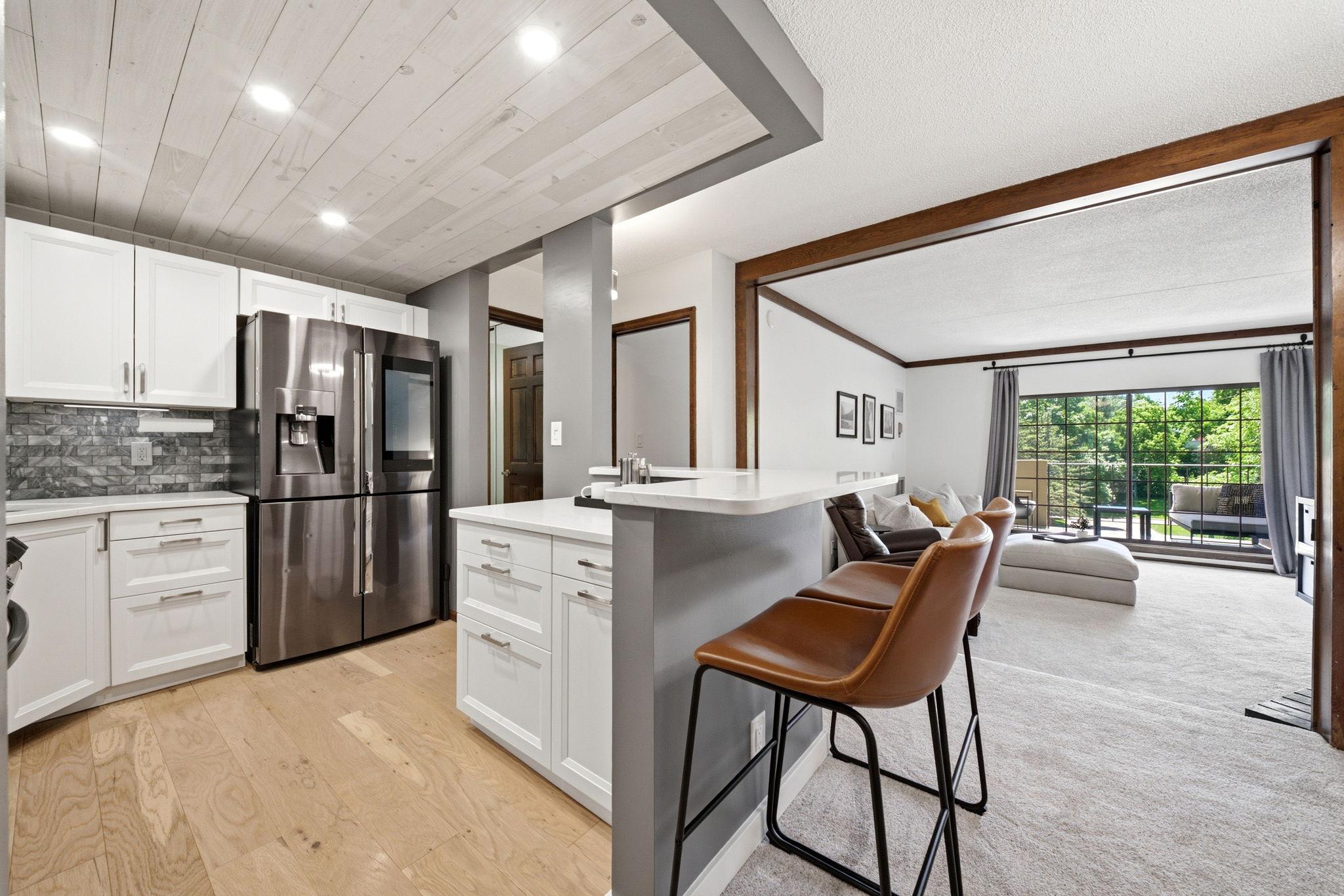 6710 Vernon Avenue S Unit 314, Edina MN 55436