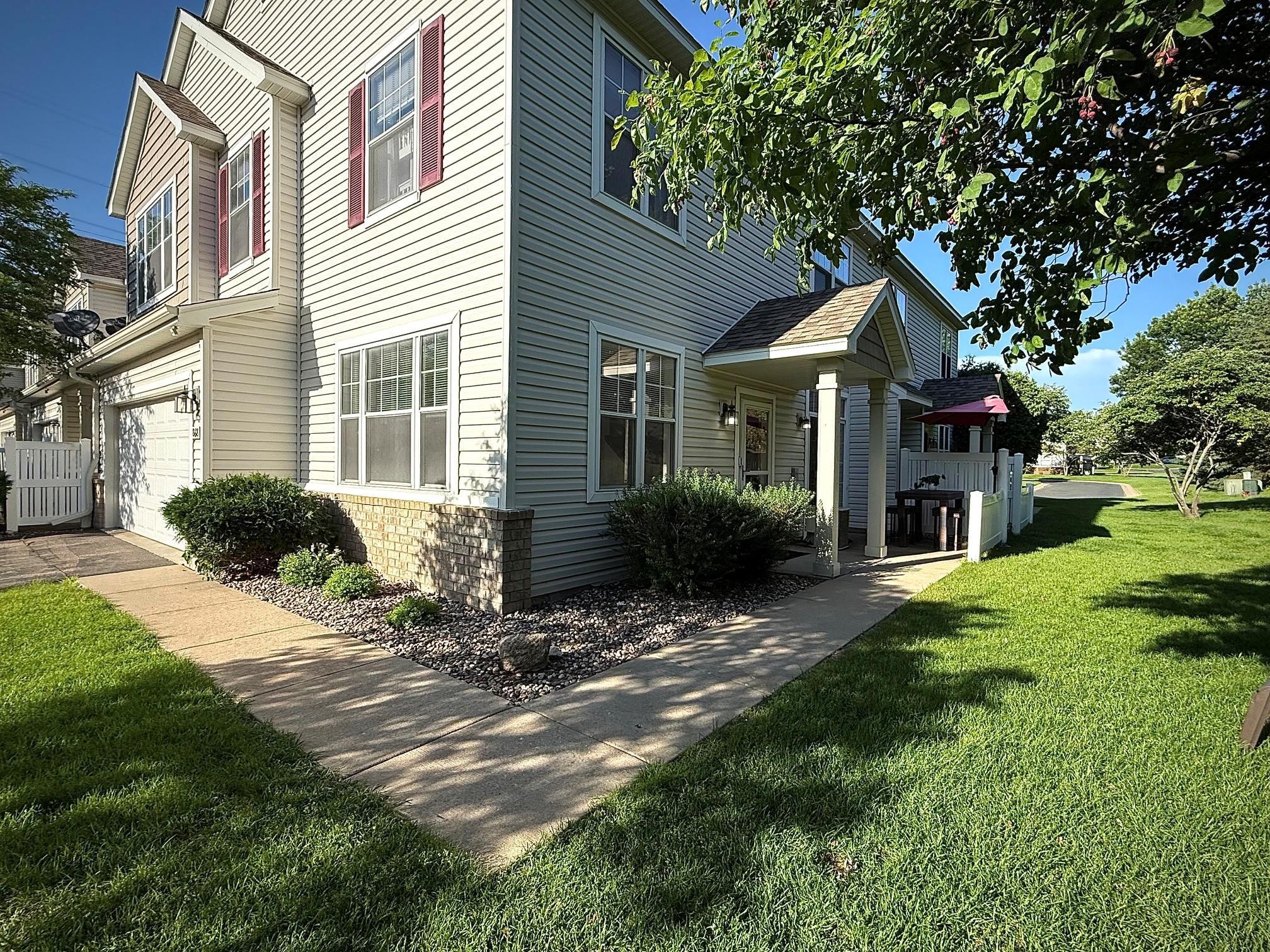 868 Princeton Avenue, Shakopee MN 55379