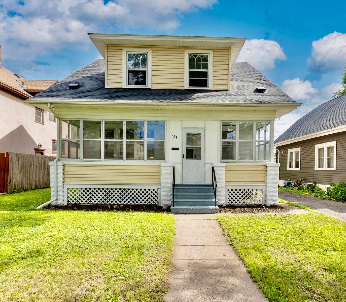 934 Central Avenue W, Saint Paul MN 55104