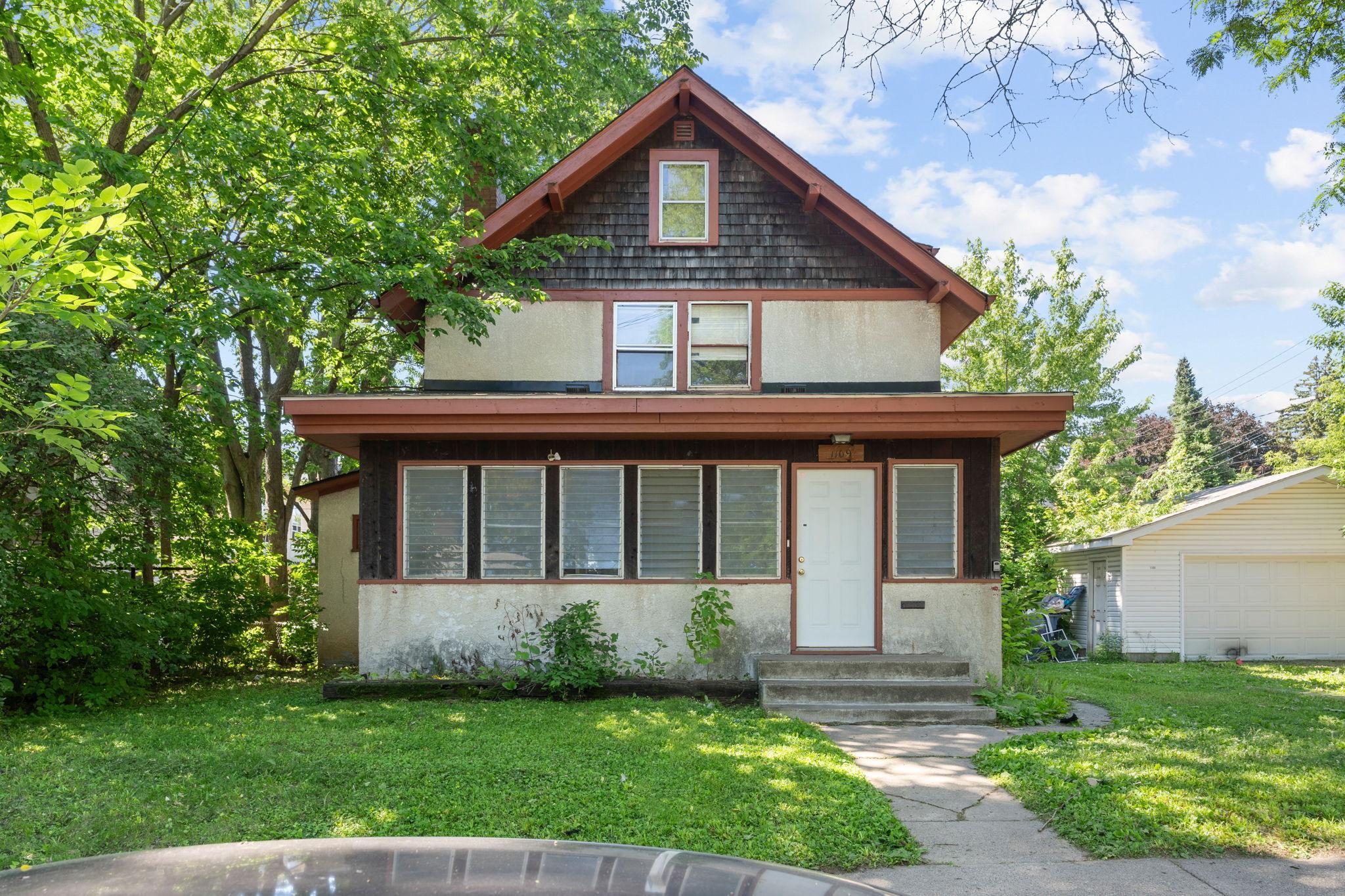 1109 23rd Avenue N, Minneapolis MN 55411