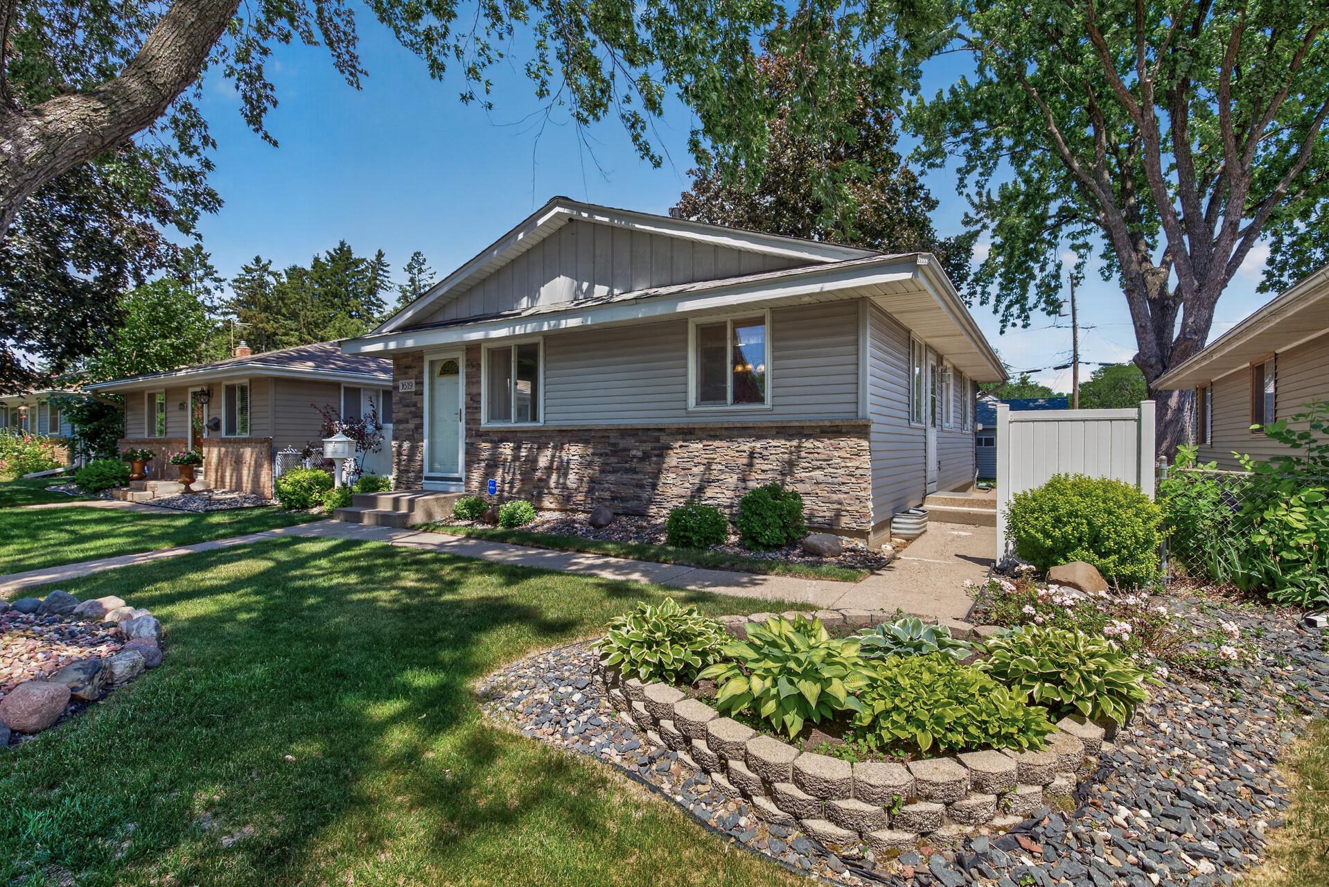 1619 Mclean Avenue, Saint Paul MN 55106