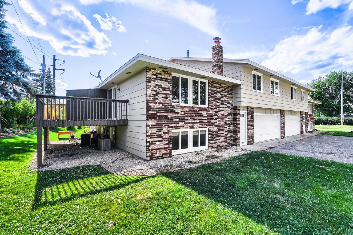 14956 Dodd Boulevard, Rosemount MN 55068