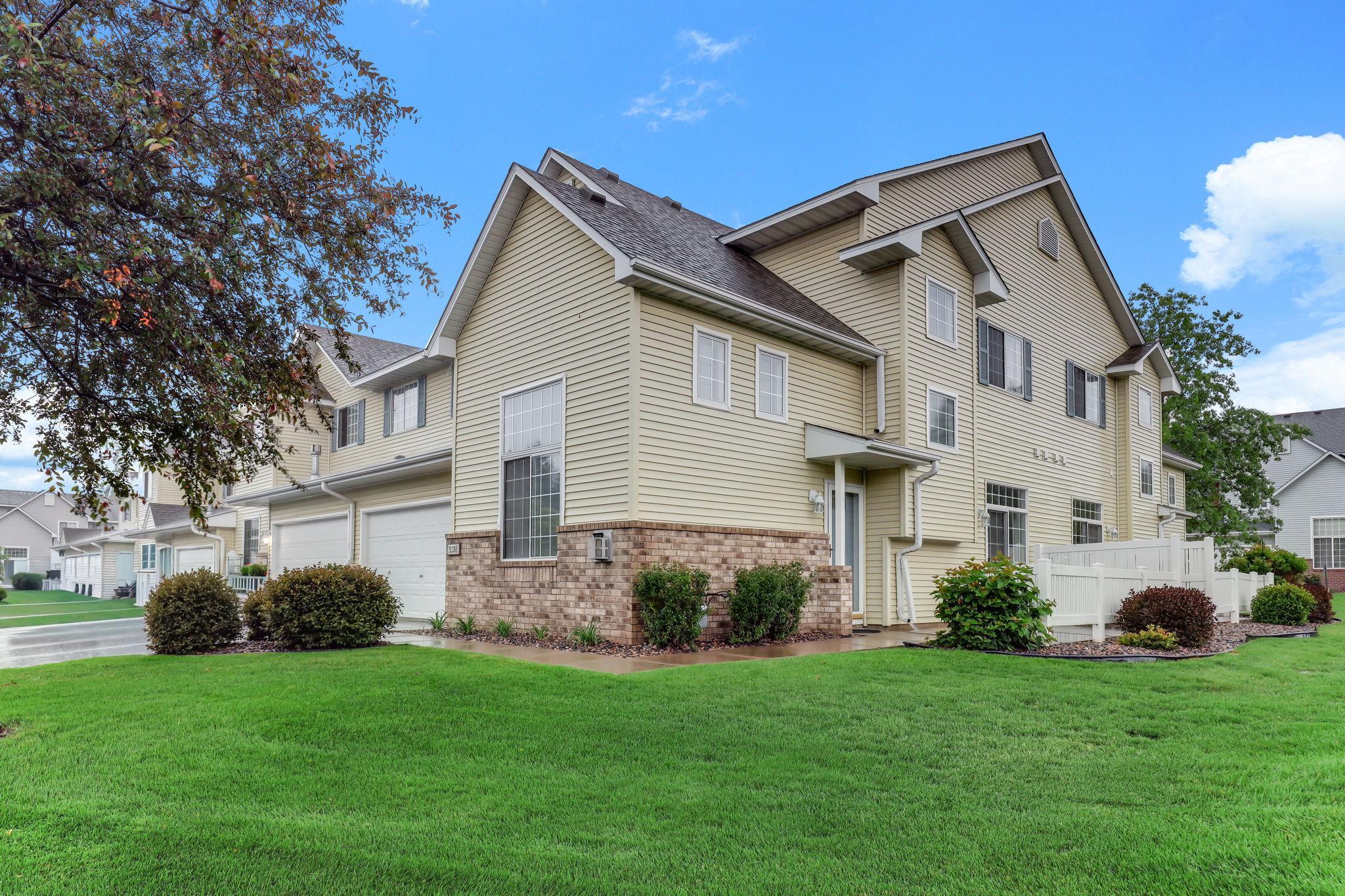 3128 Juniper Lane Unit E, Woodbury MN 55125