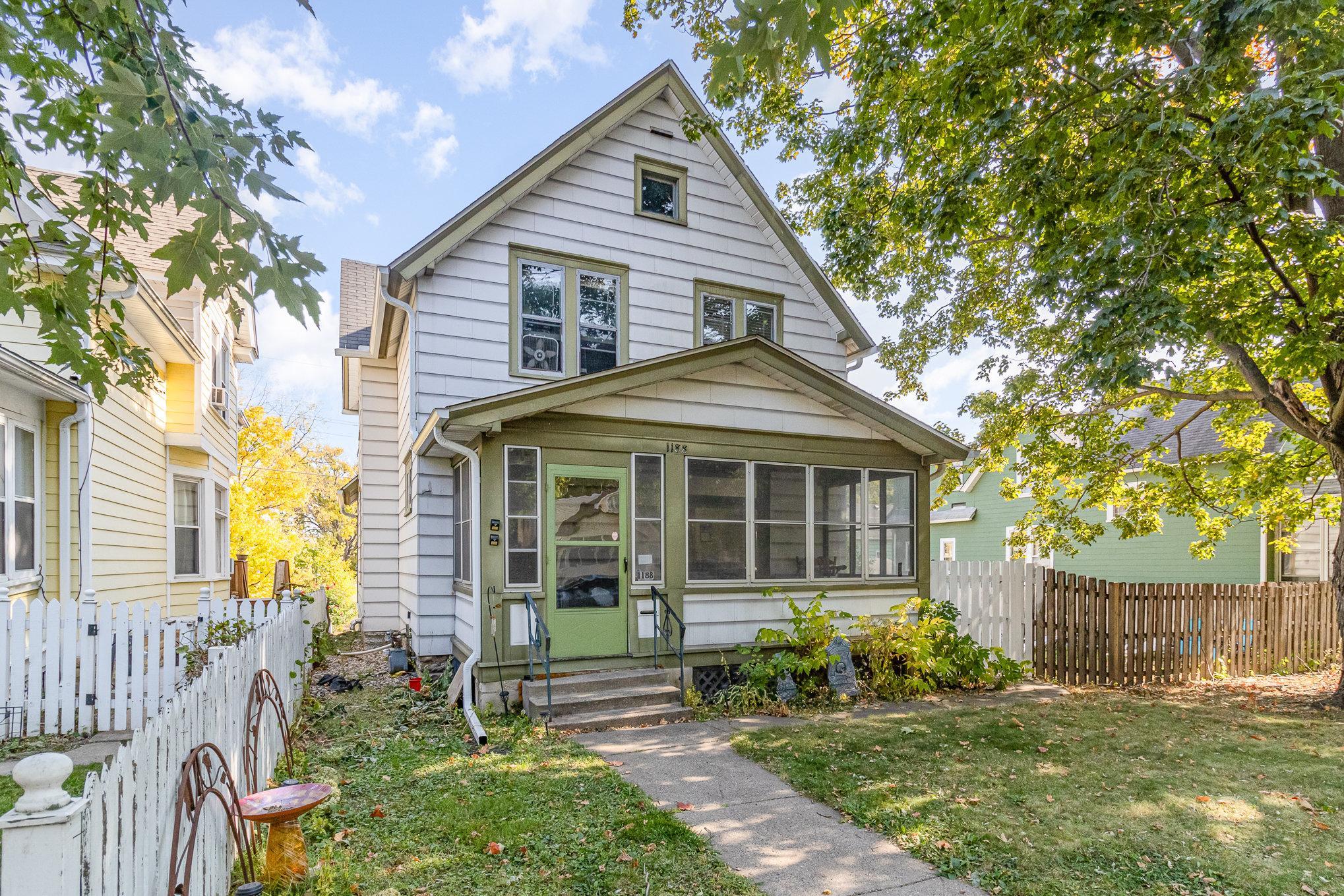 1188 Edgerton Street, Saint Paul MN 55130