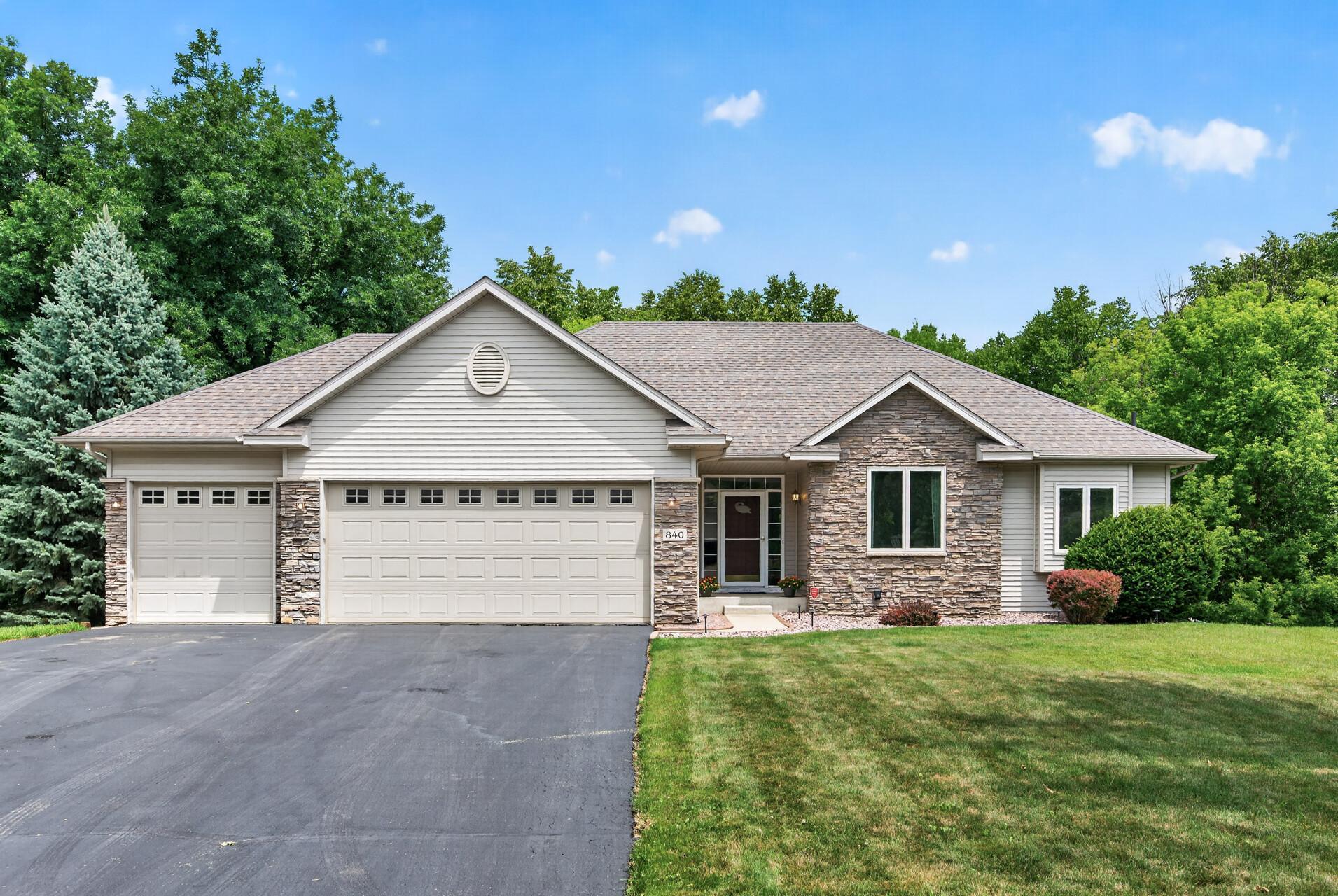 840 Bridle Creek Lane, Jordan MN 55352
