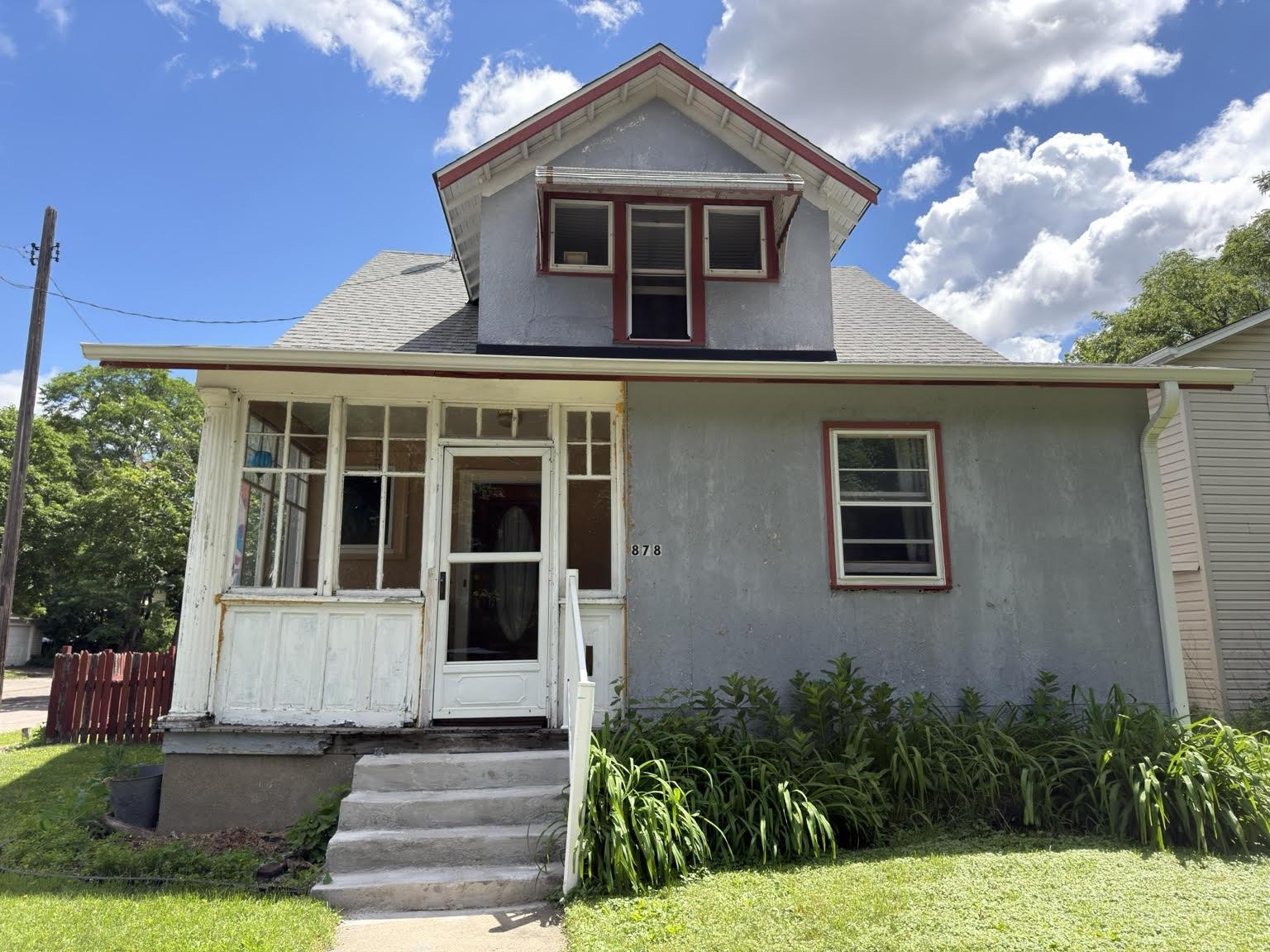 878 22nd Avenue SE, Minneapolis MN 55414