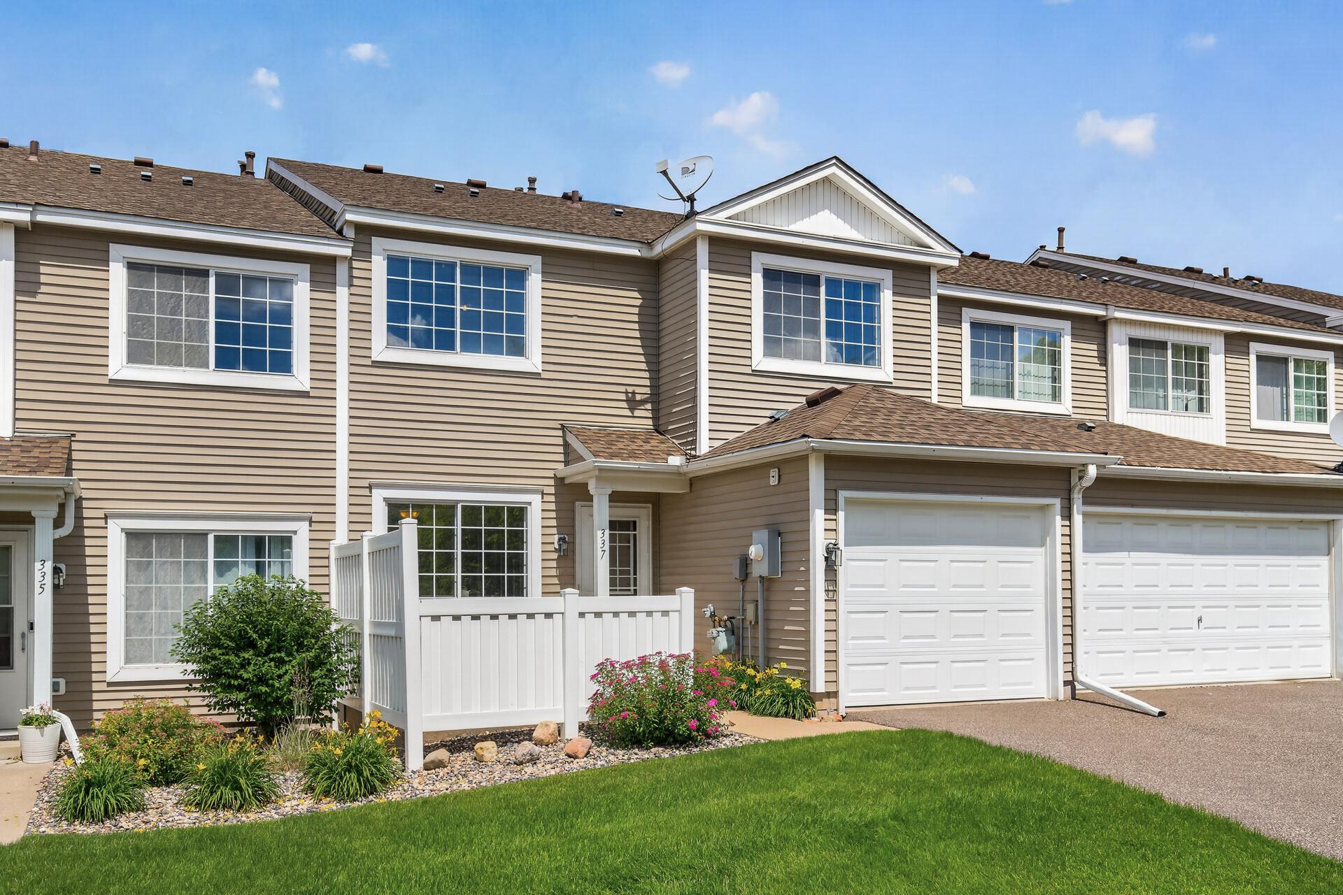 337 Leeward Trail, Woodbury MN 55129