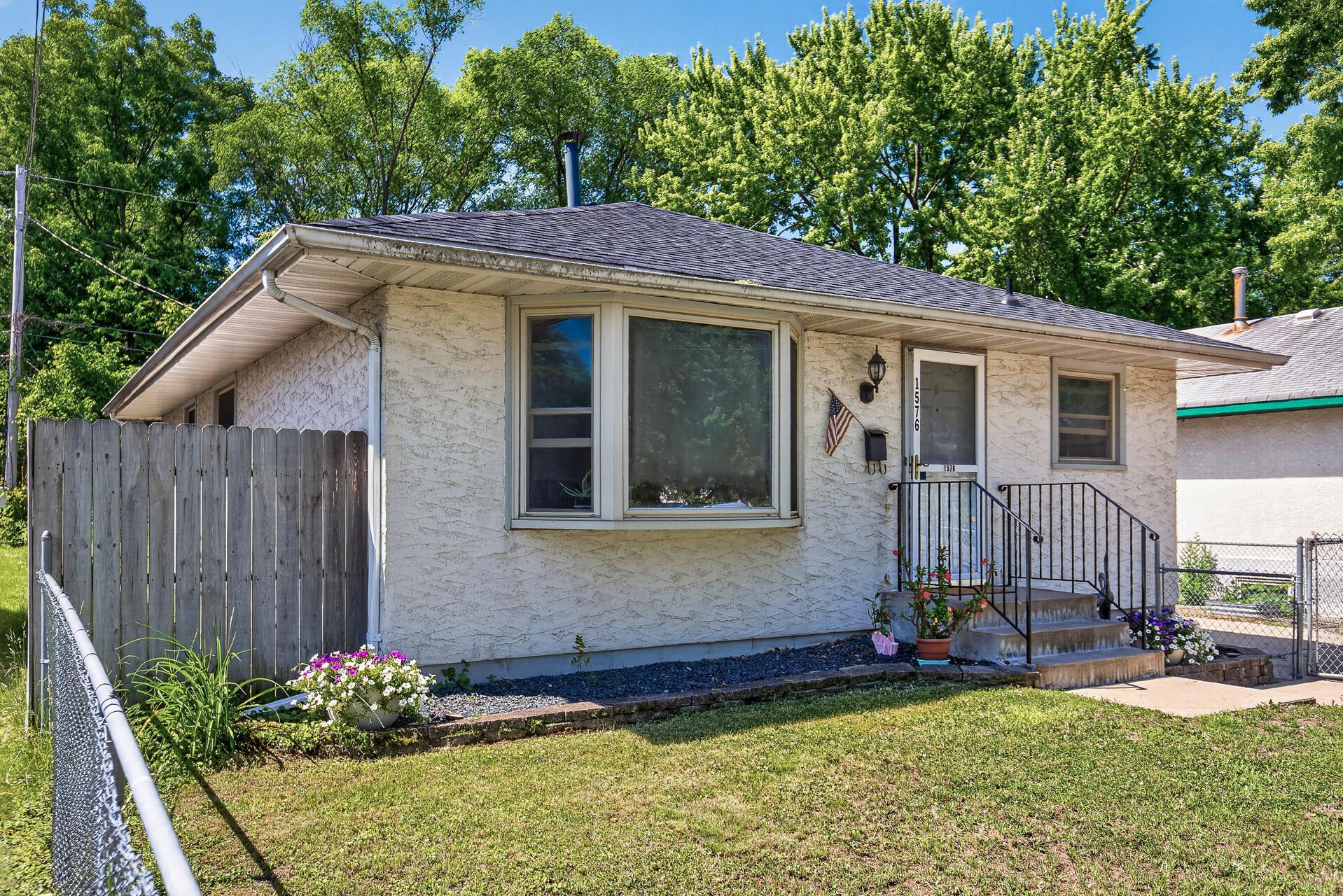 1576 Case Avenue, Saint Paul MN 55106