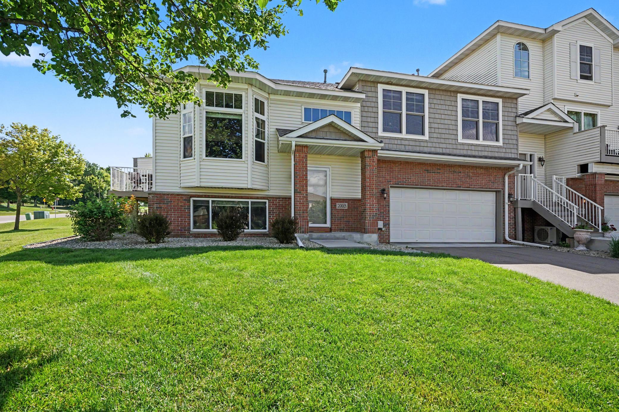 20015 Heritage Drive, Lakeville MN 55044
