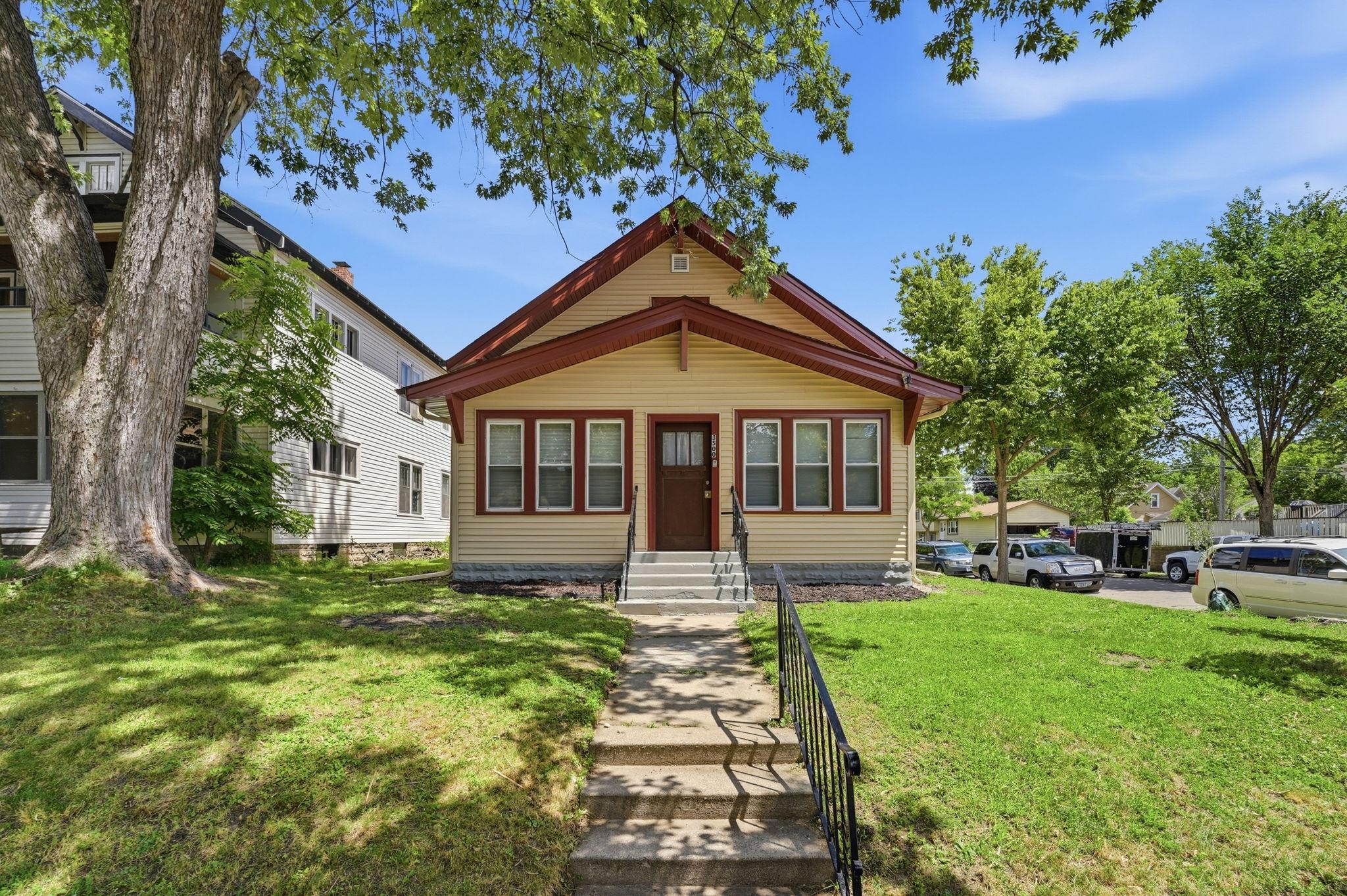 3500 Irving Avenue N, Minneapolis MN 55412