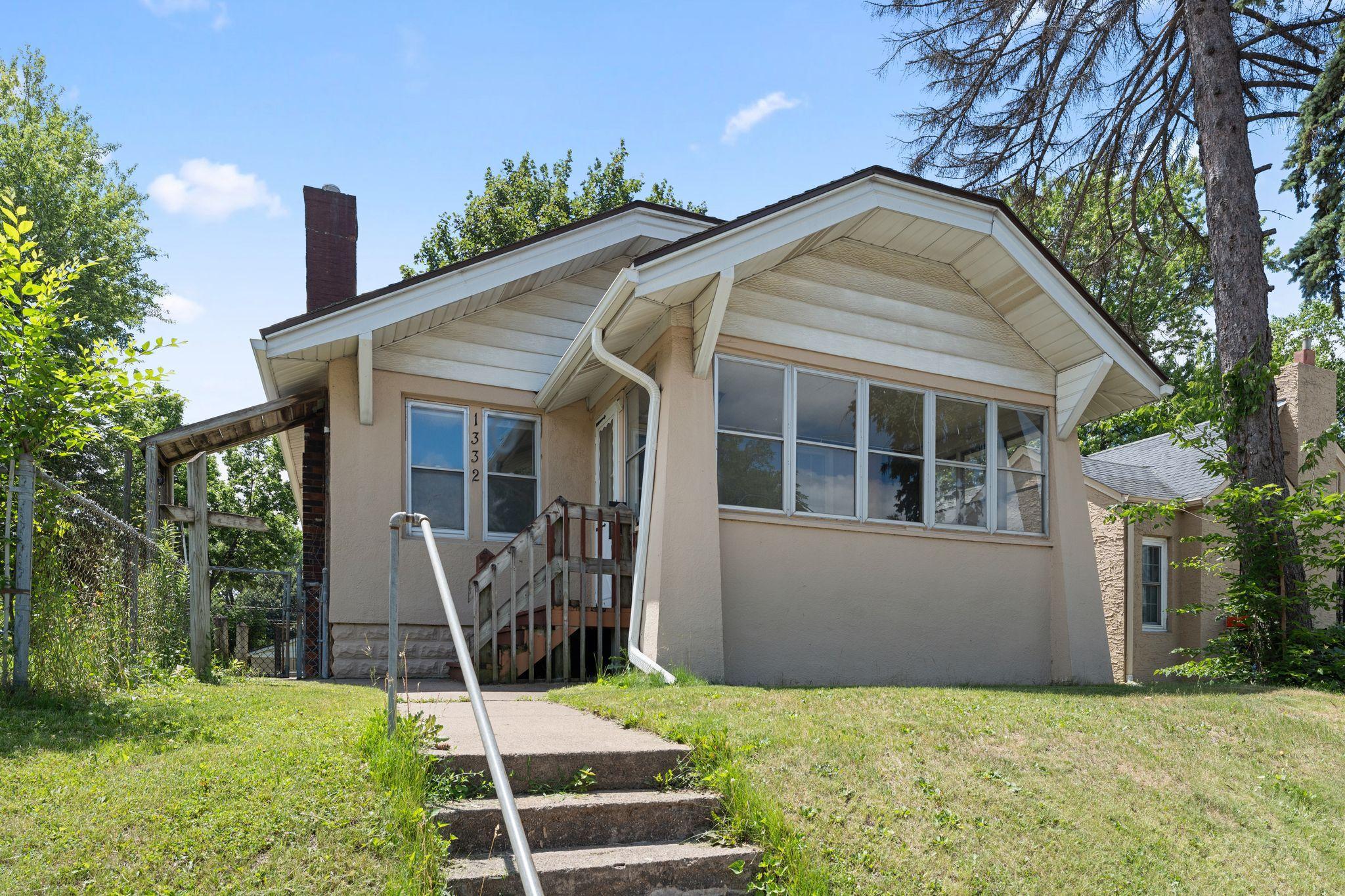 1332 Minnehaha Avenue E, Saint Paul MN 55106
