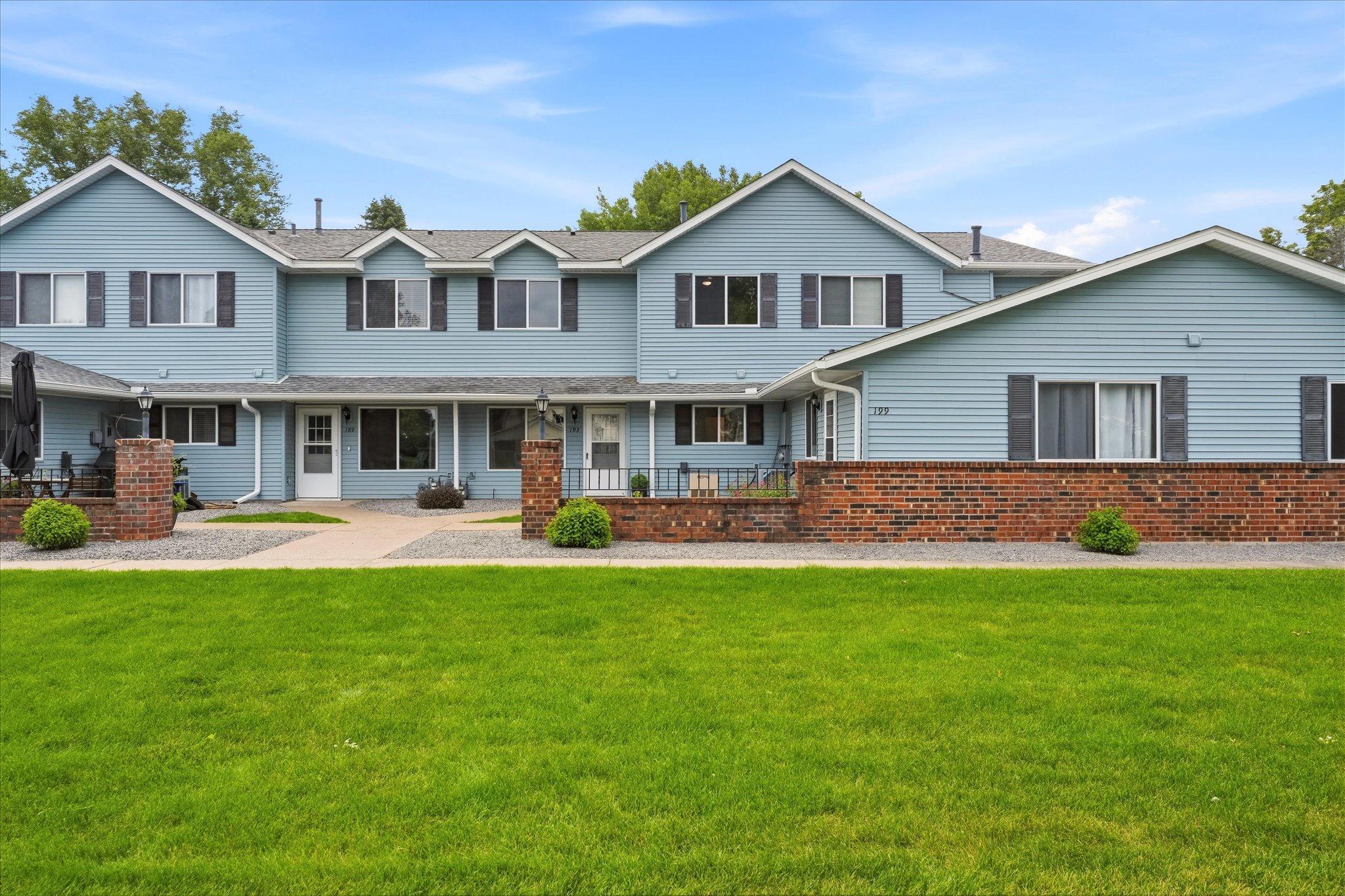 193 96th Lane NE, Blaine MN 55434