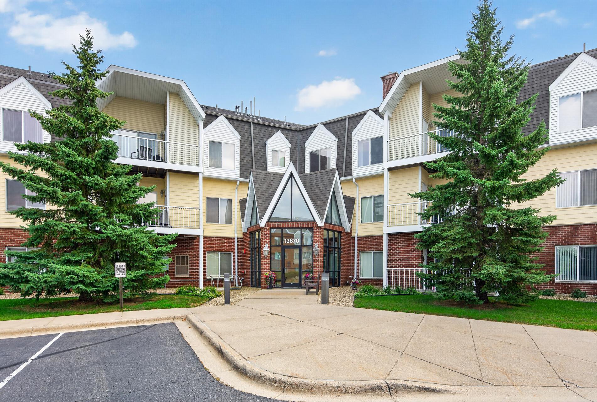 13670 Carrach Avenue Unit 310, Rosemount MN 55068