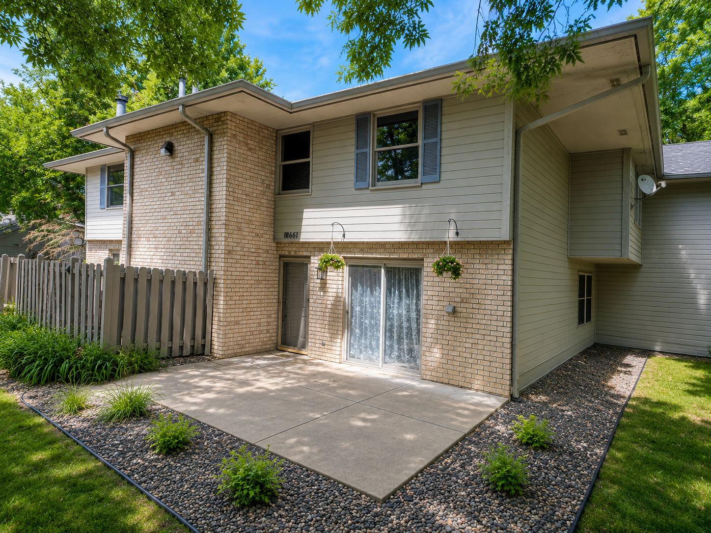 18661 Clear View Court, Minnetonka MN 55345