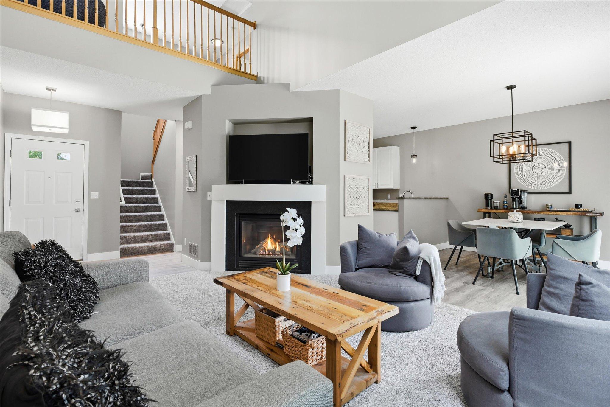16320 Jatos Circle, Lakeville MN 55044