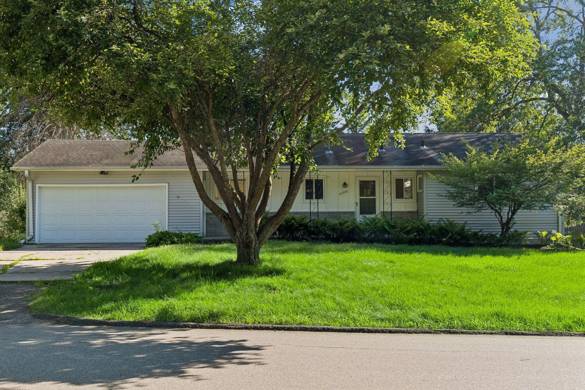 16329 Temple Terrace, Minnetonka MN 55345