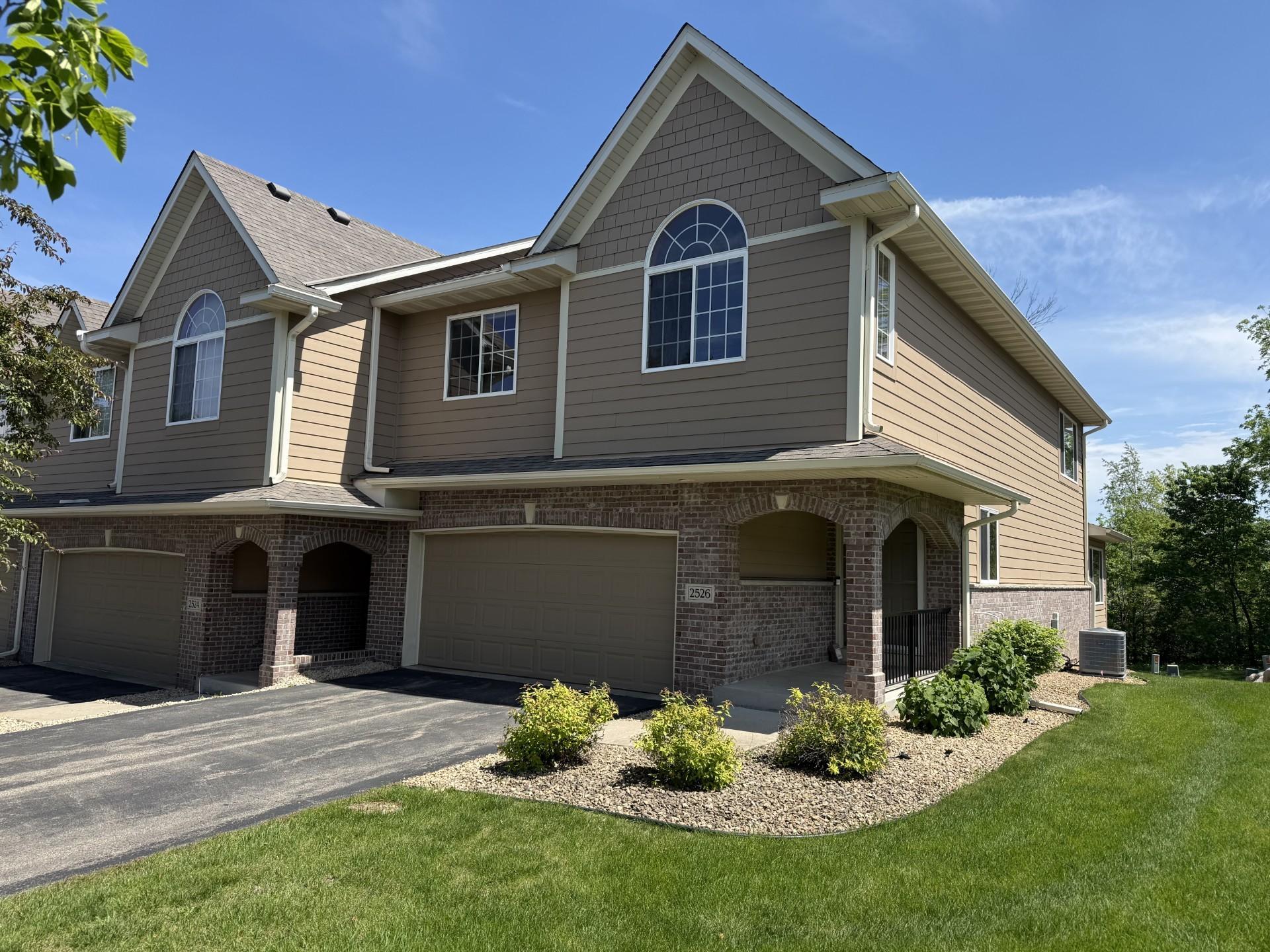2526 Waterfall Way NW, Prior Lake MN 55372