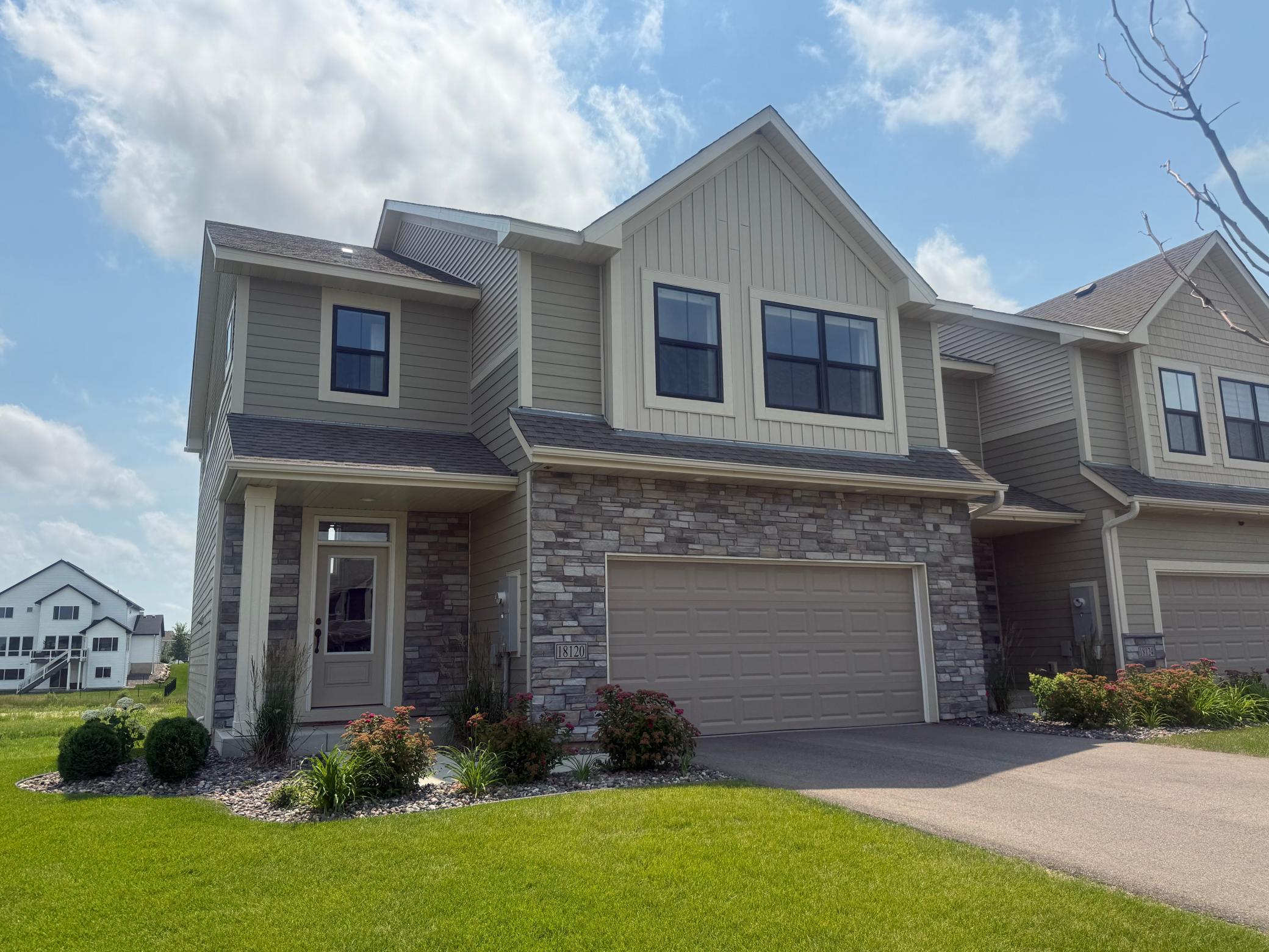 18120 Gavel Lane, Lakeville MN 55044