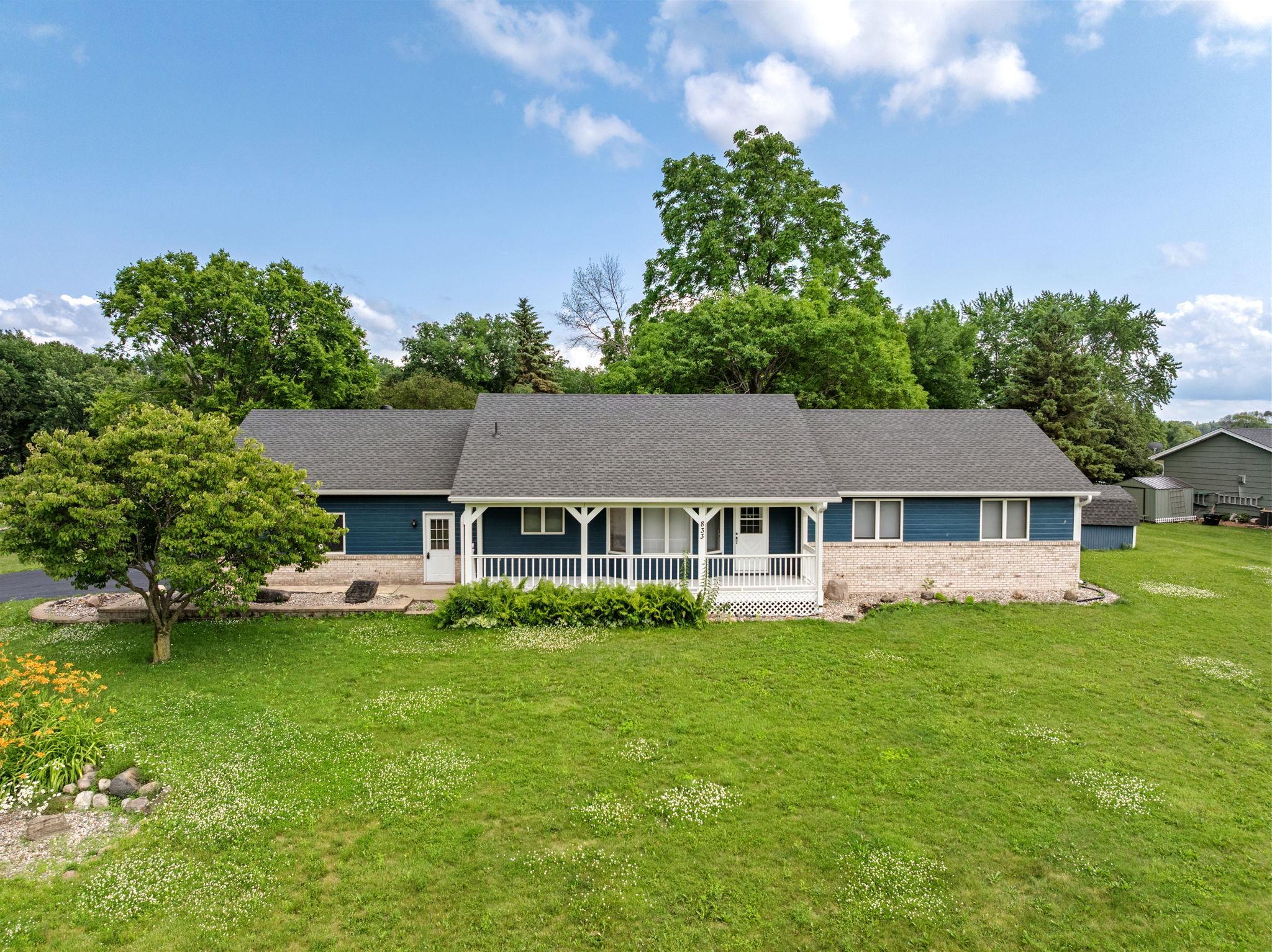 833 Tyrol Lane, Shakopee MN 55379
