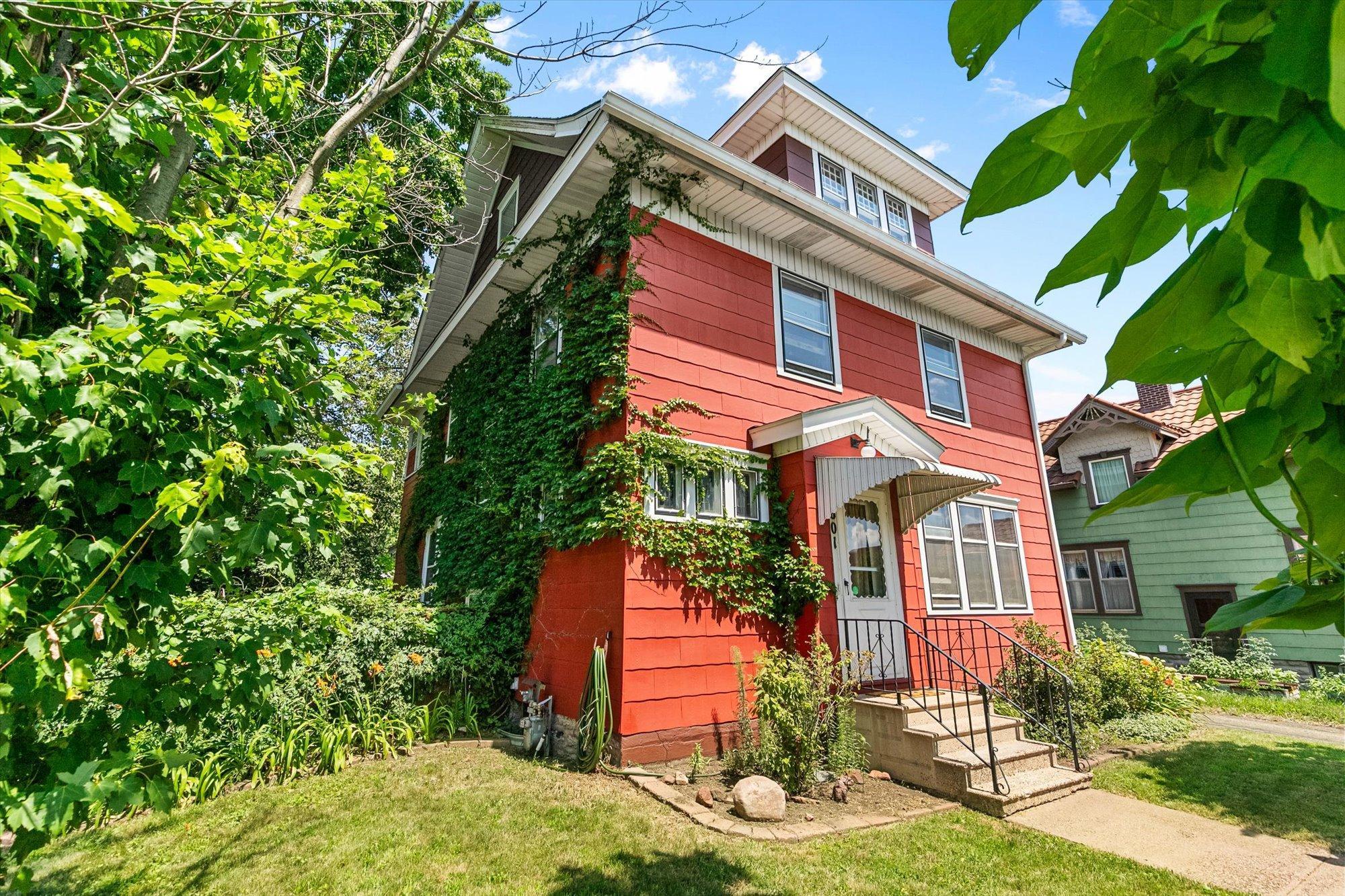 1601 Hubbard Avenue, Saint Paul MN 55104