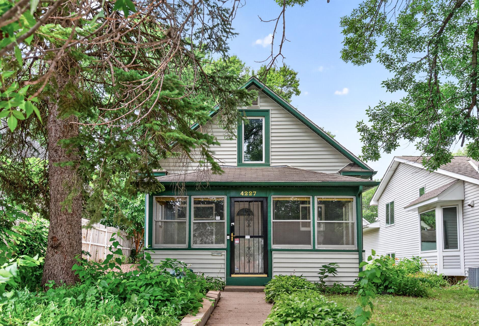 4227 Humboldt Avenue N, Minneapolis MN 55412