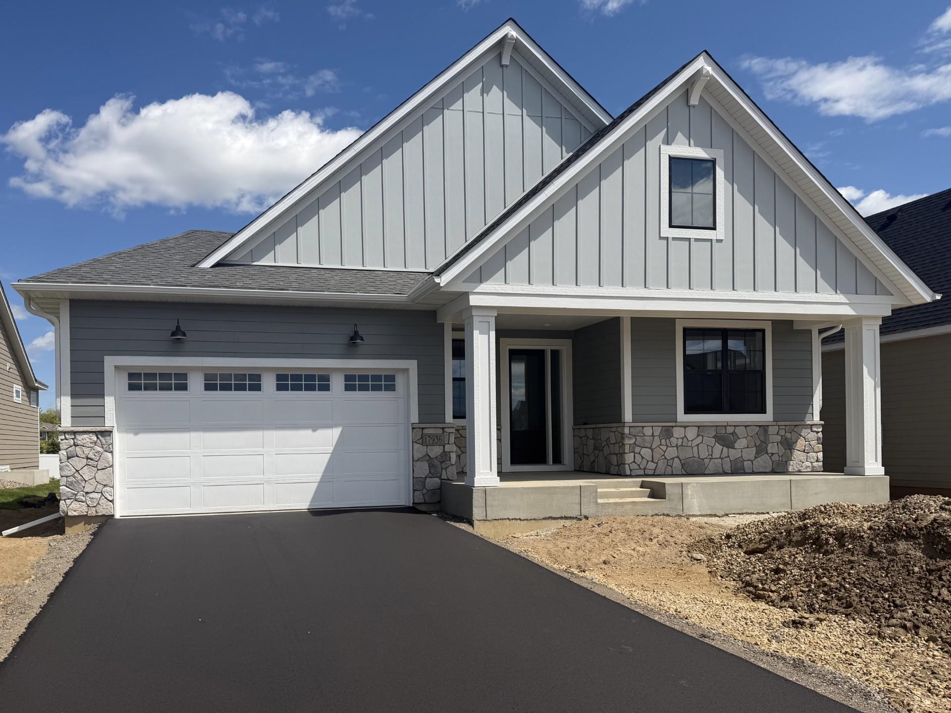 17936 Greenwich Way, Lakeville MN 55044