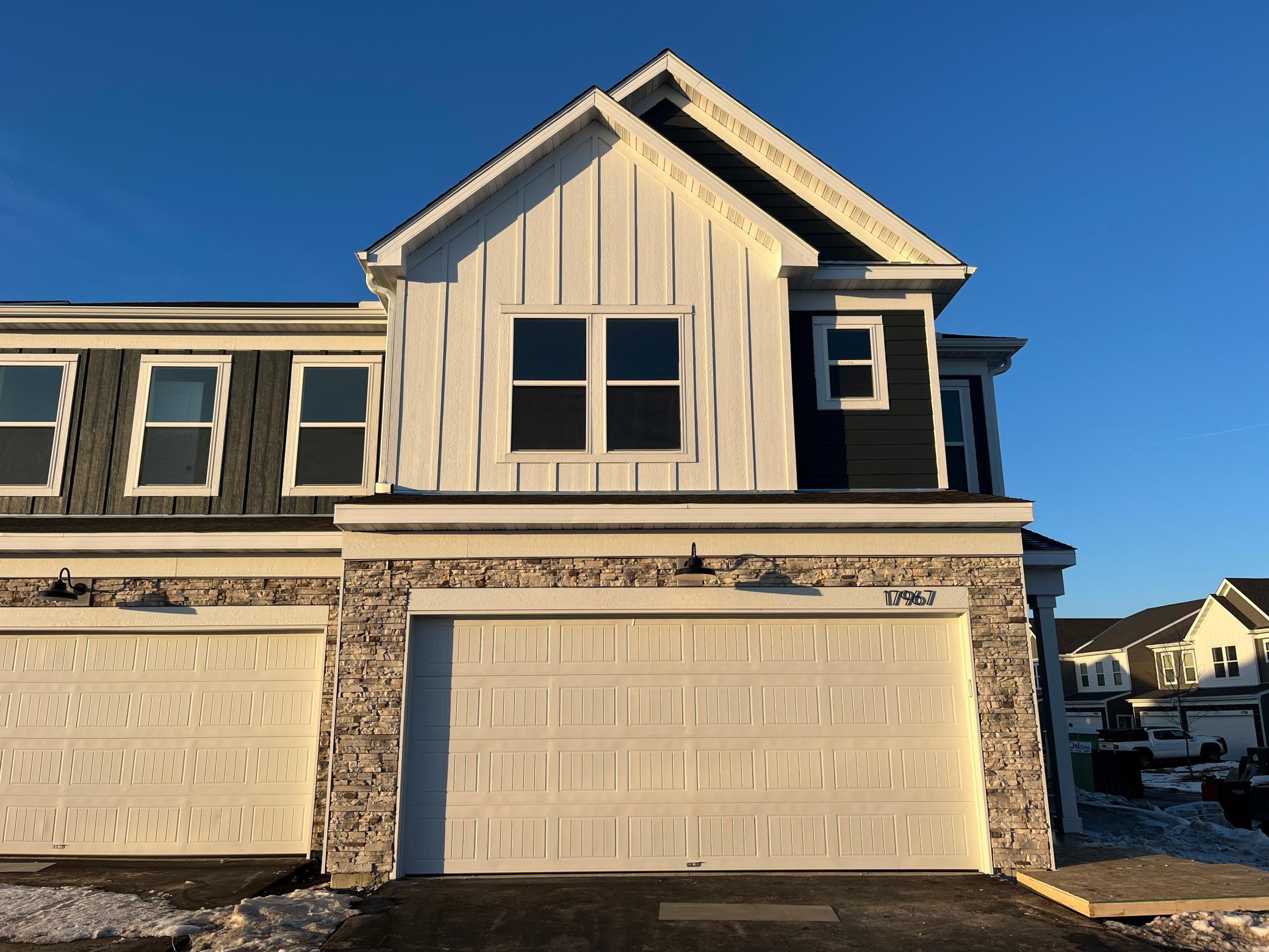 17983 Genoa Drive, Lakeville MN 55044
