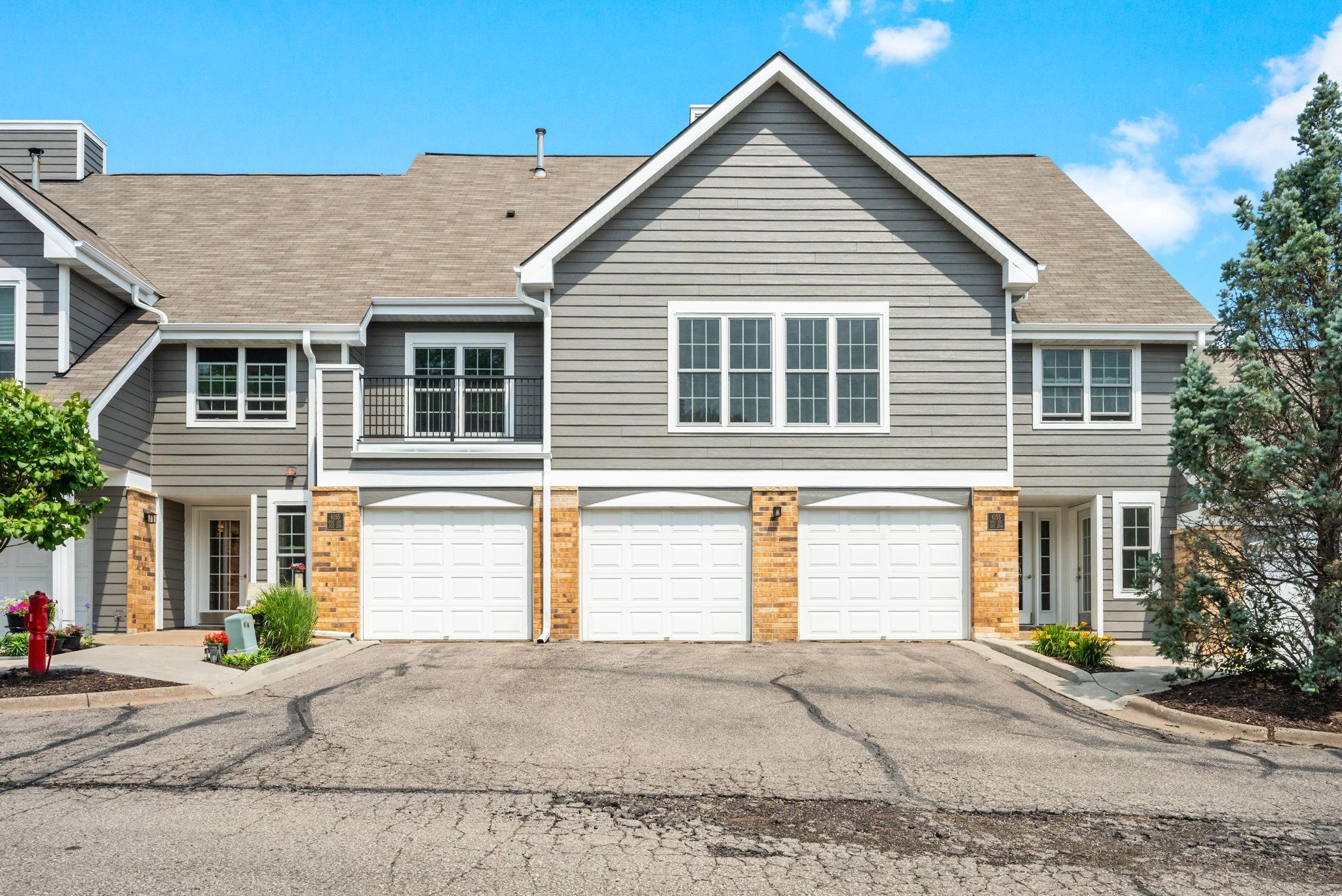 6155 Chasewood Parkway Unit 204, Minnetonka MN 55343
