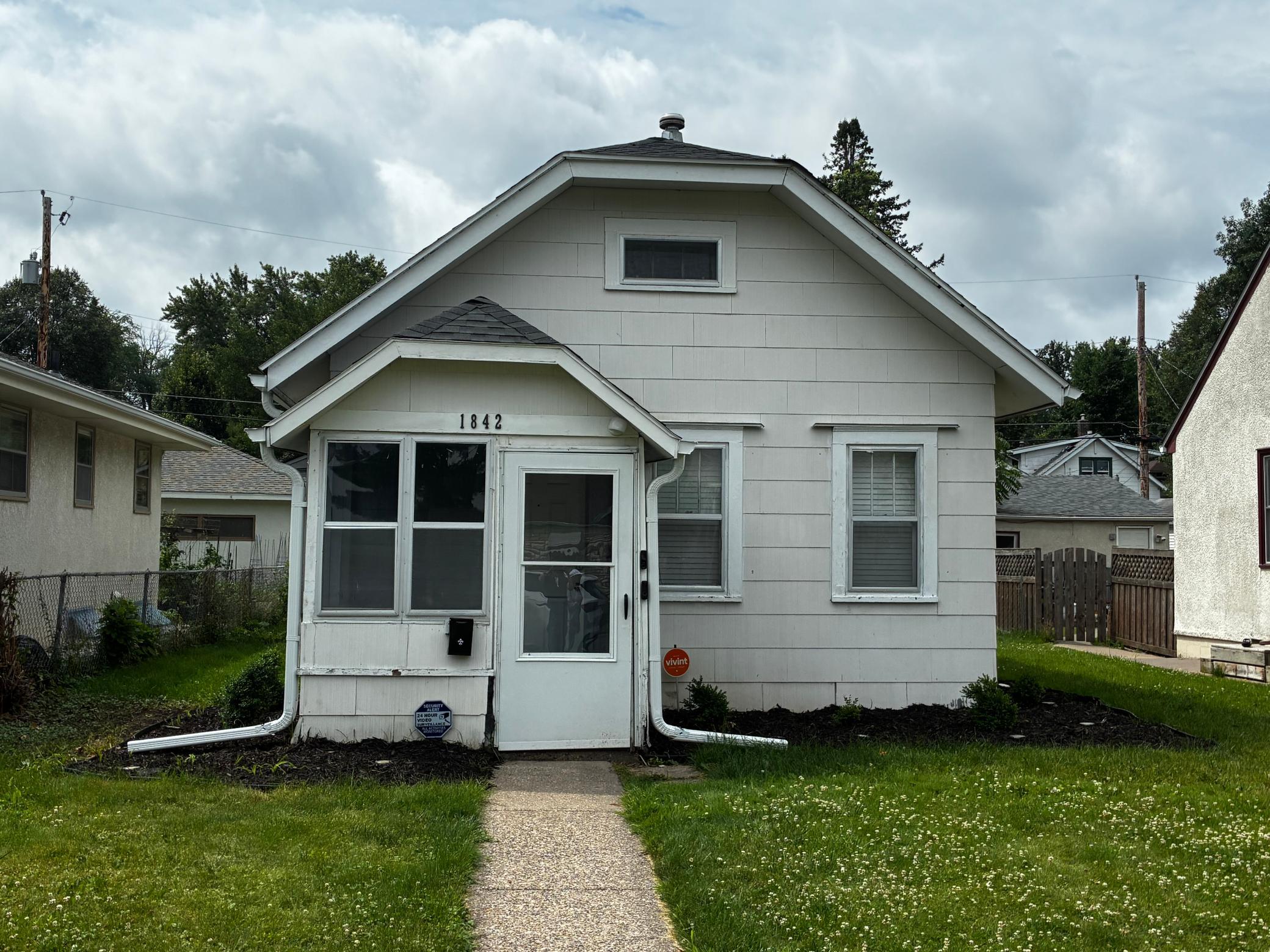 1842 Arlington Avenue E, Saint Paul MN 55119