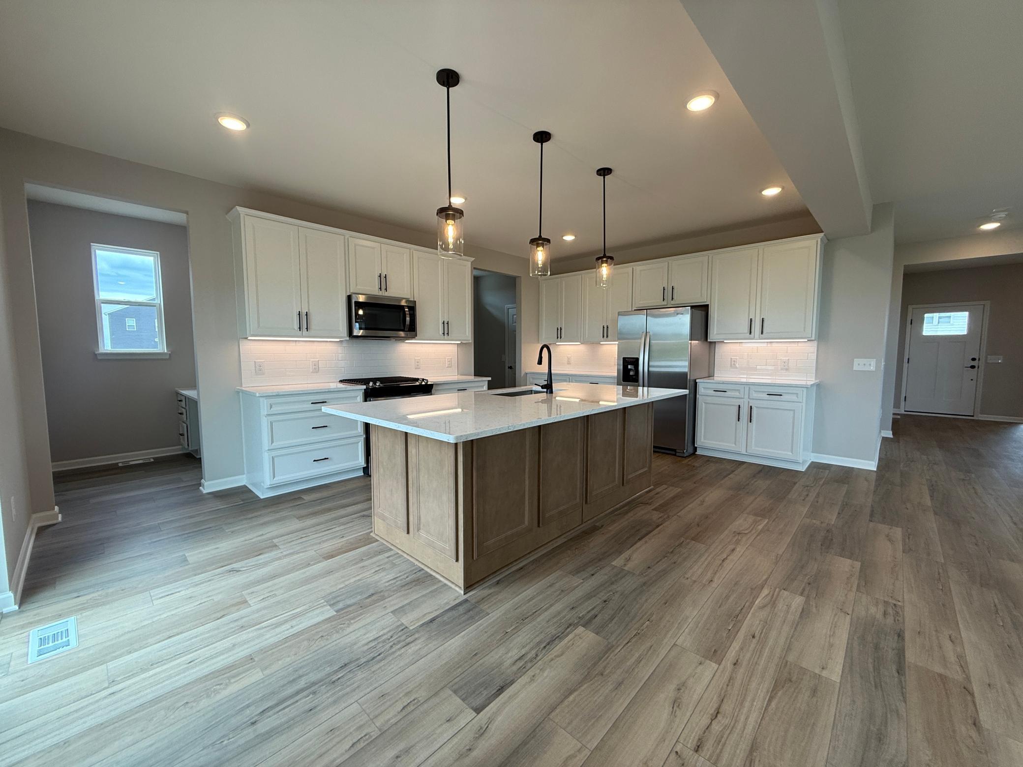 15020 Ashtown Lane W, Rosemount MN 55068