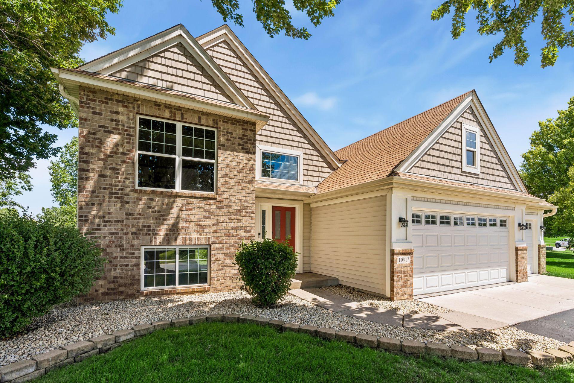 10917 Nassau Circle NE, Blaine MN 55449