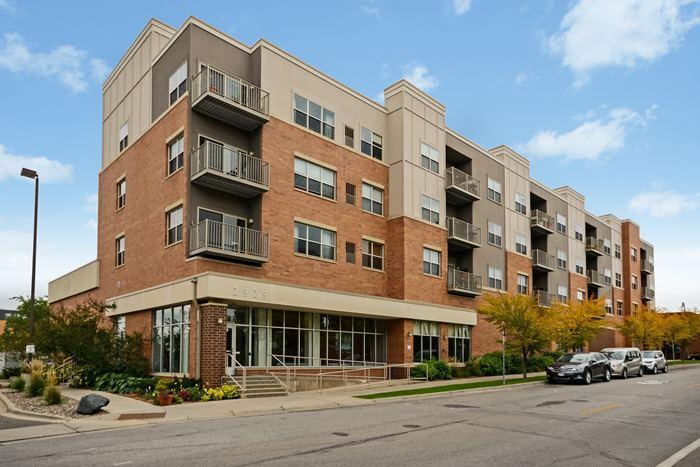 2929 21st Avenue S Unit 202, Minneapolis MN 55407