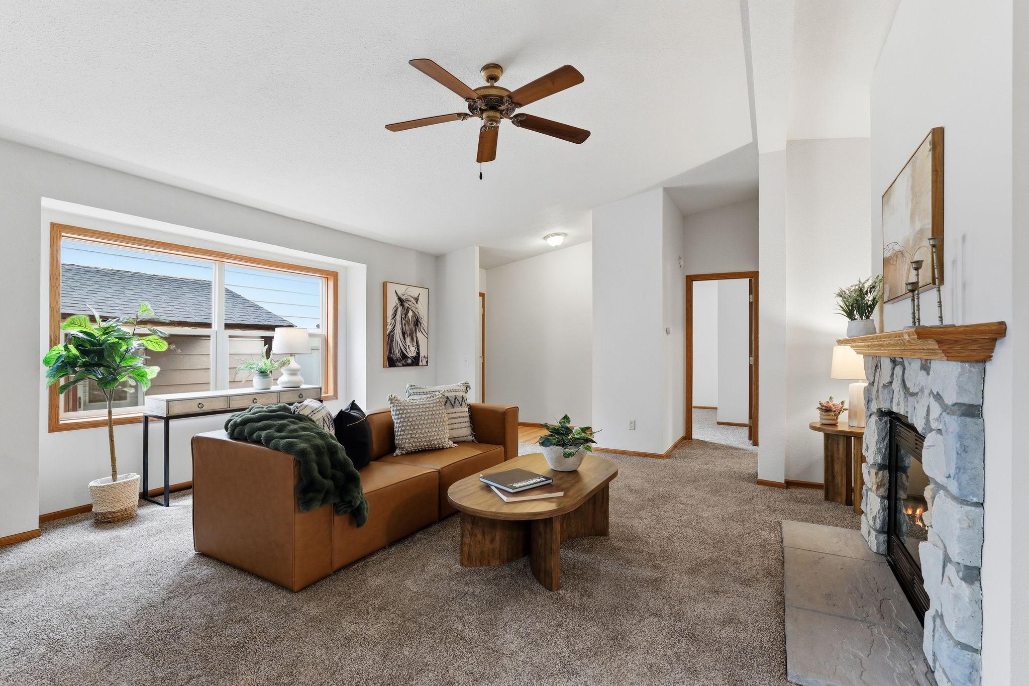 1534 Larpenteur Avenue E, Saint Paul MN 55109