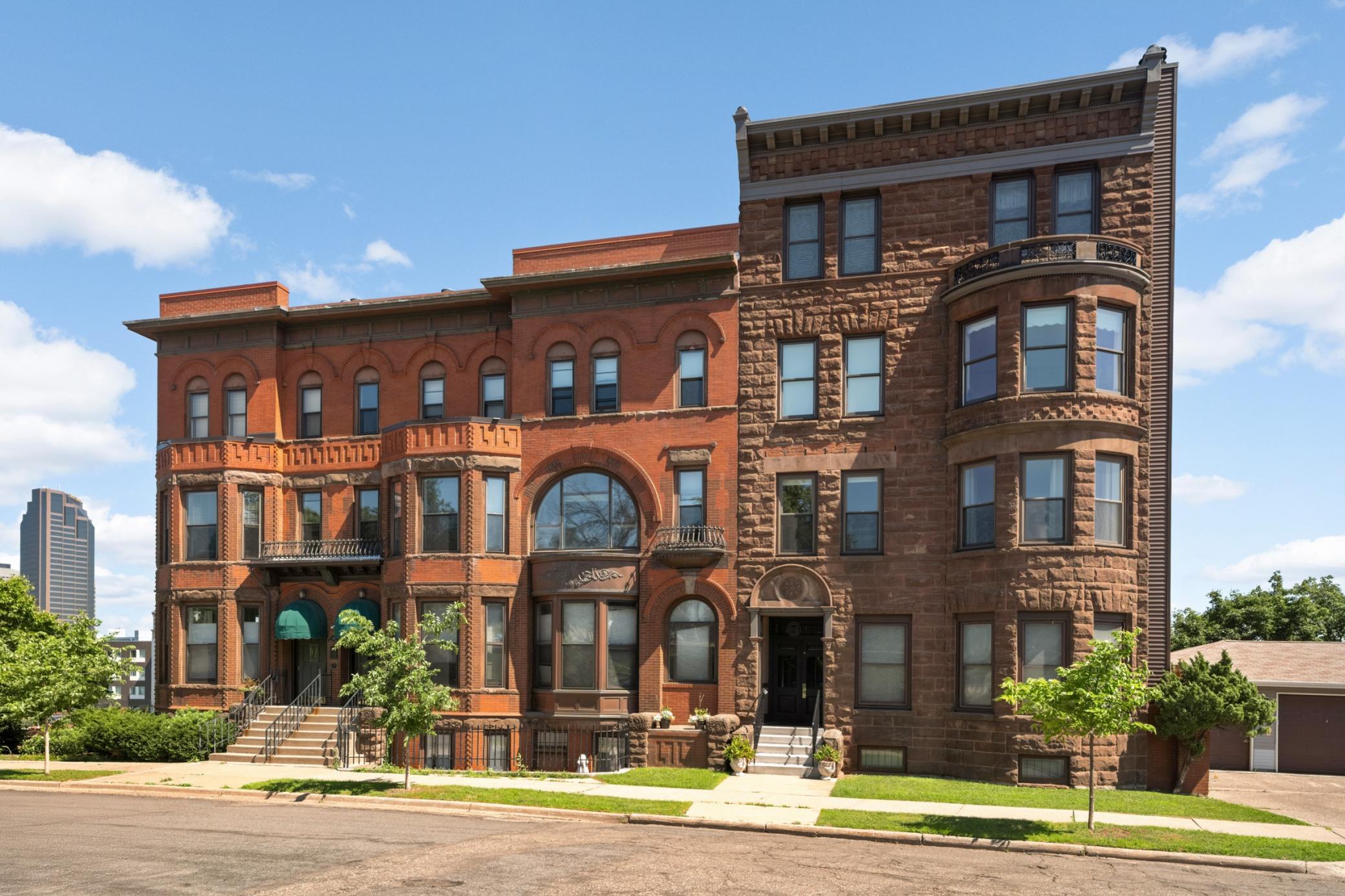 168 College Avenue W Unit 4, Saint Paul MN 55102