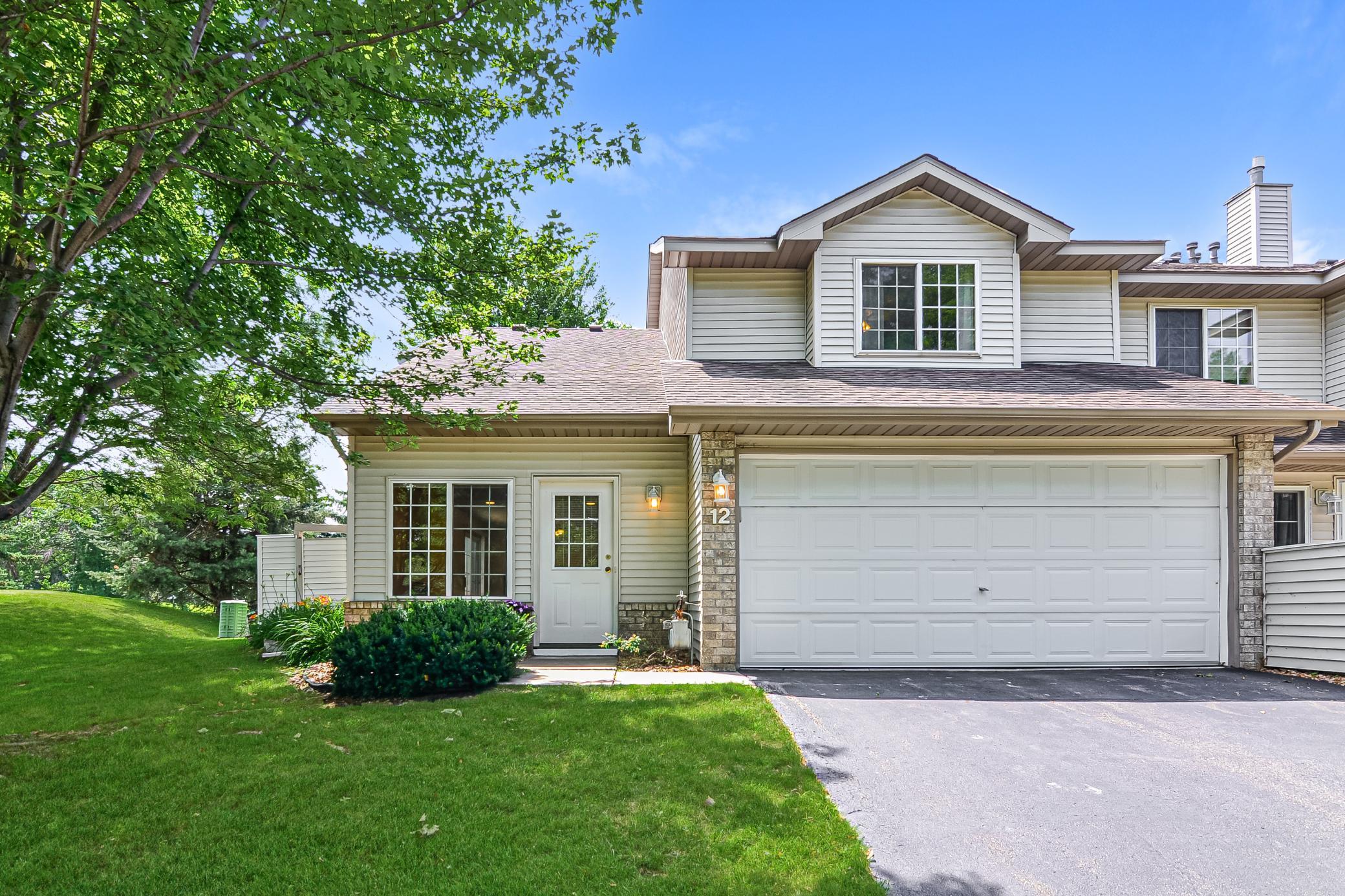 2795 Ranchview Lane N Unit 12, Plymouth MN 55447