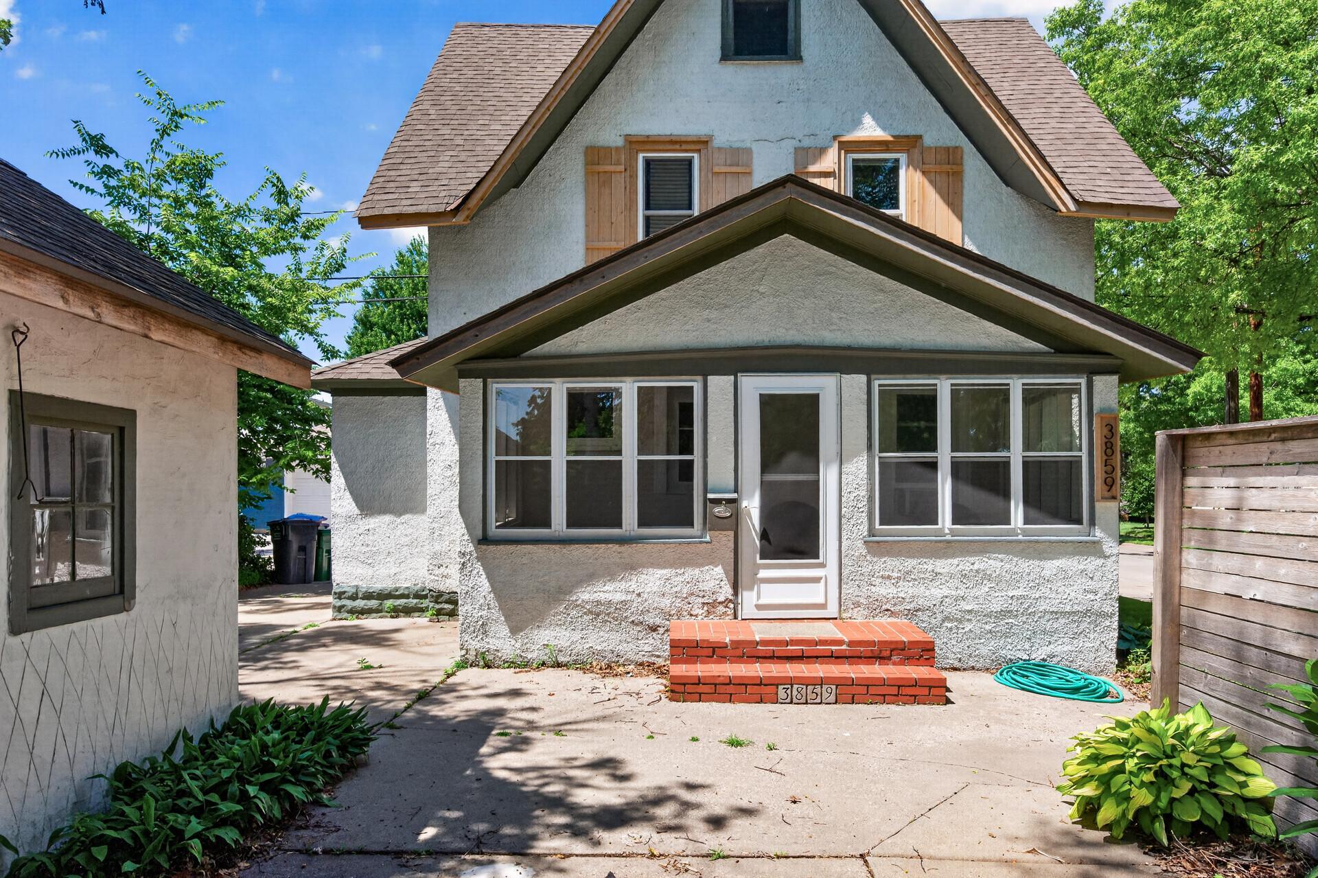 3859 Penn Avenue N, Minneapolis MN 55412