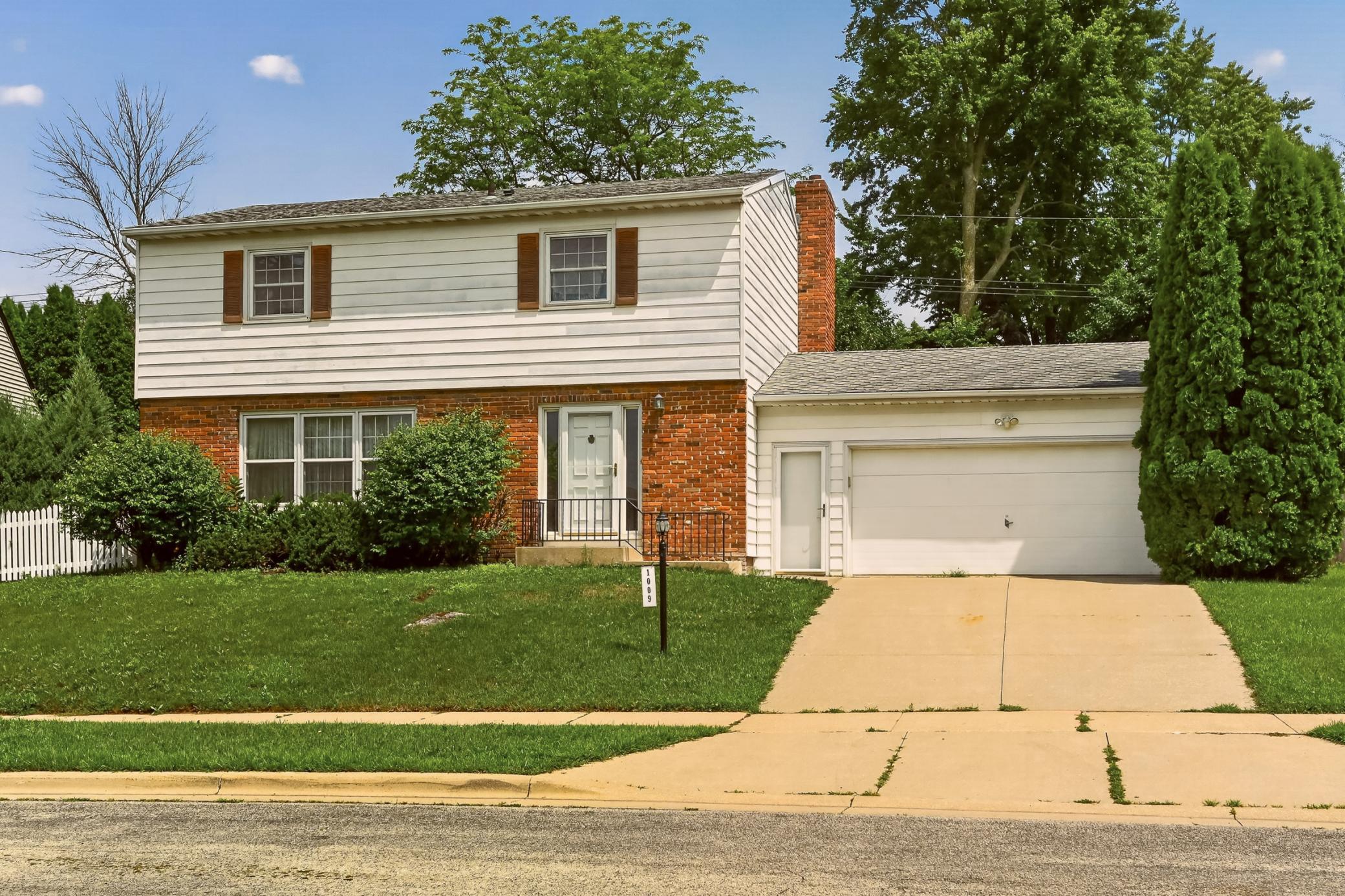 1009 19th Street NE, Rochester MN 55906