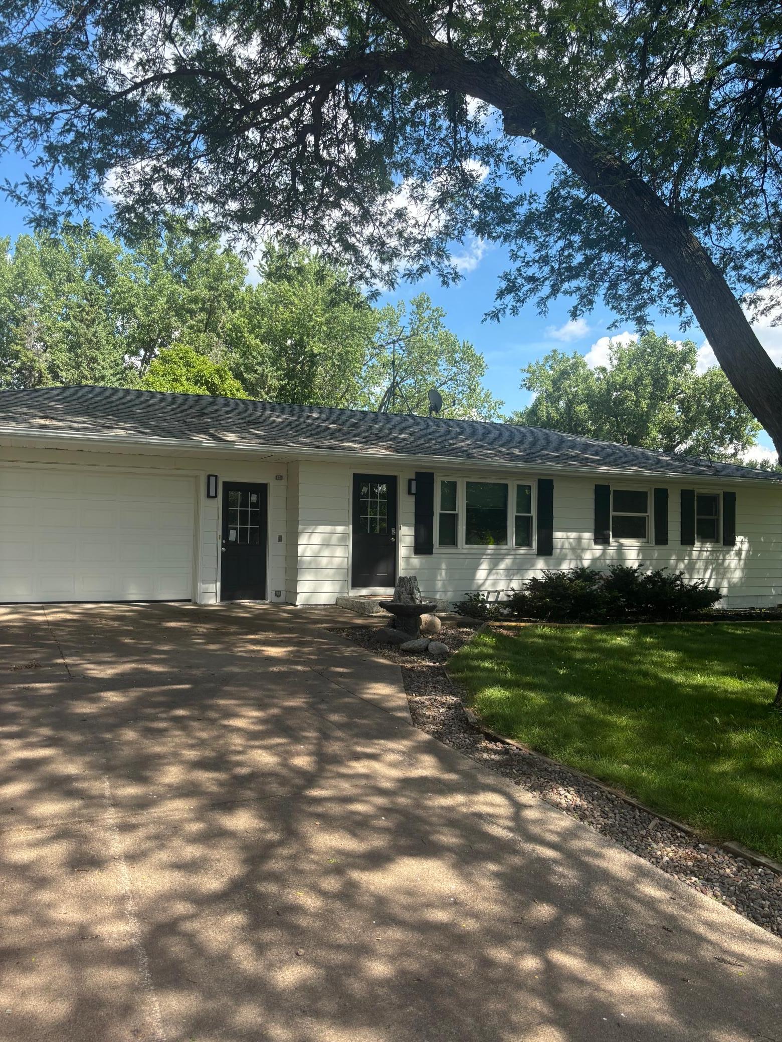 340 Ranchview Lane N, Plymouth MN 55447