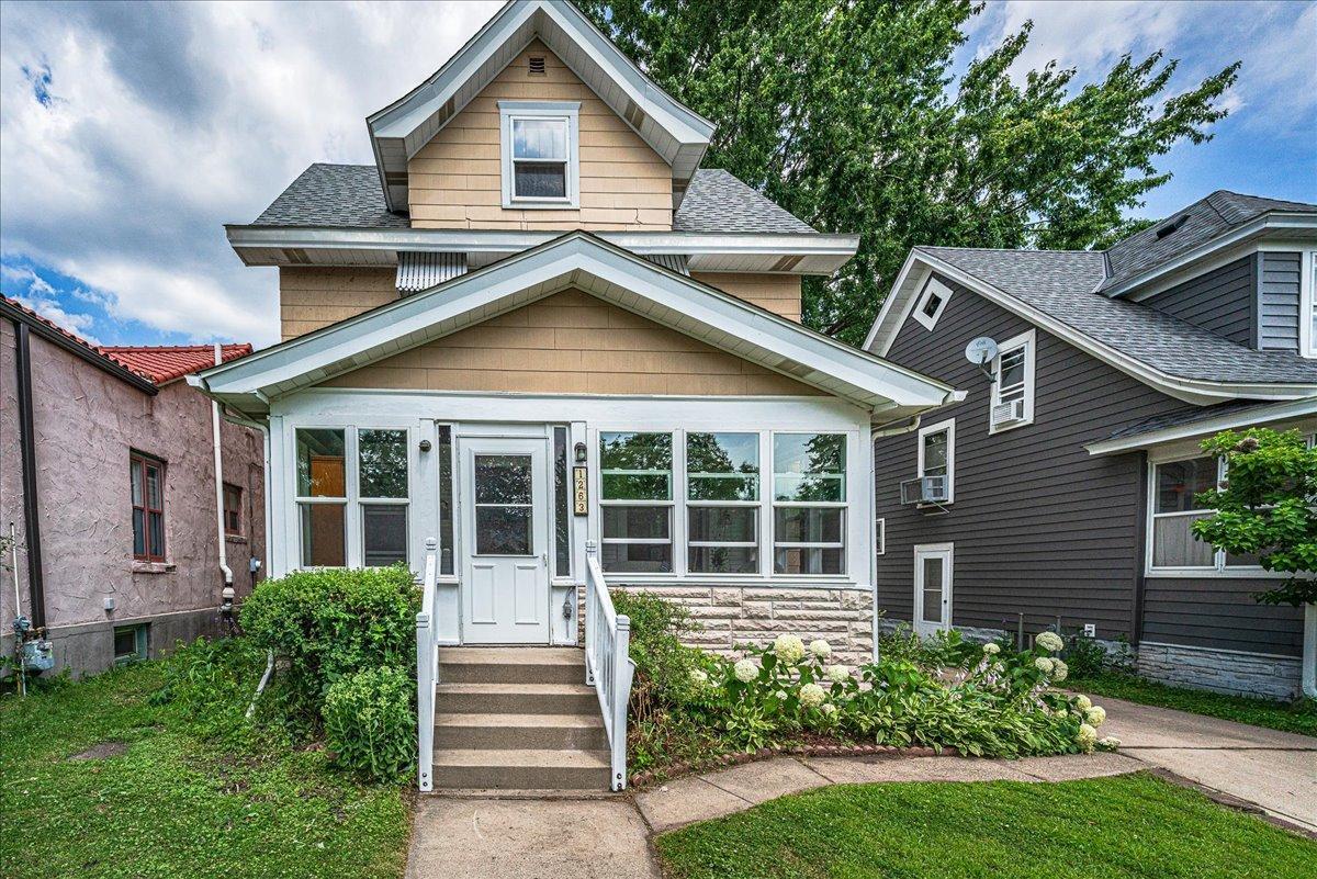 1263 Minnehaha Avenue W, Saint Paul MN 55104