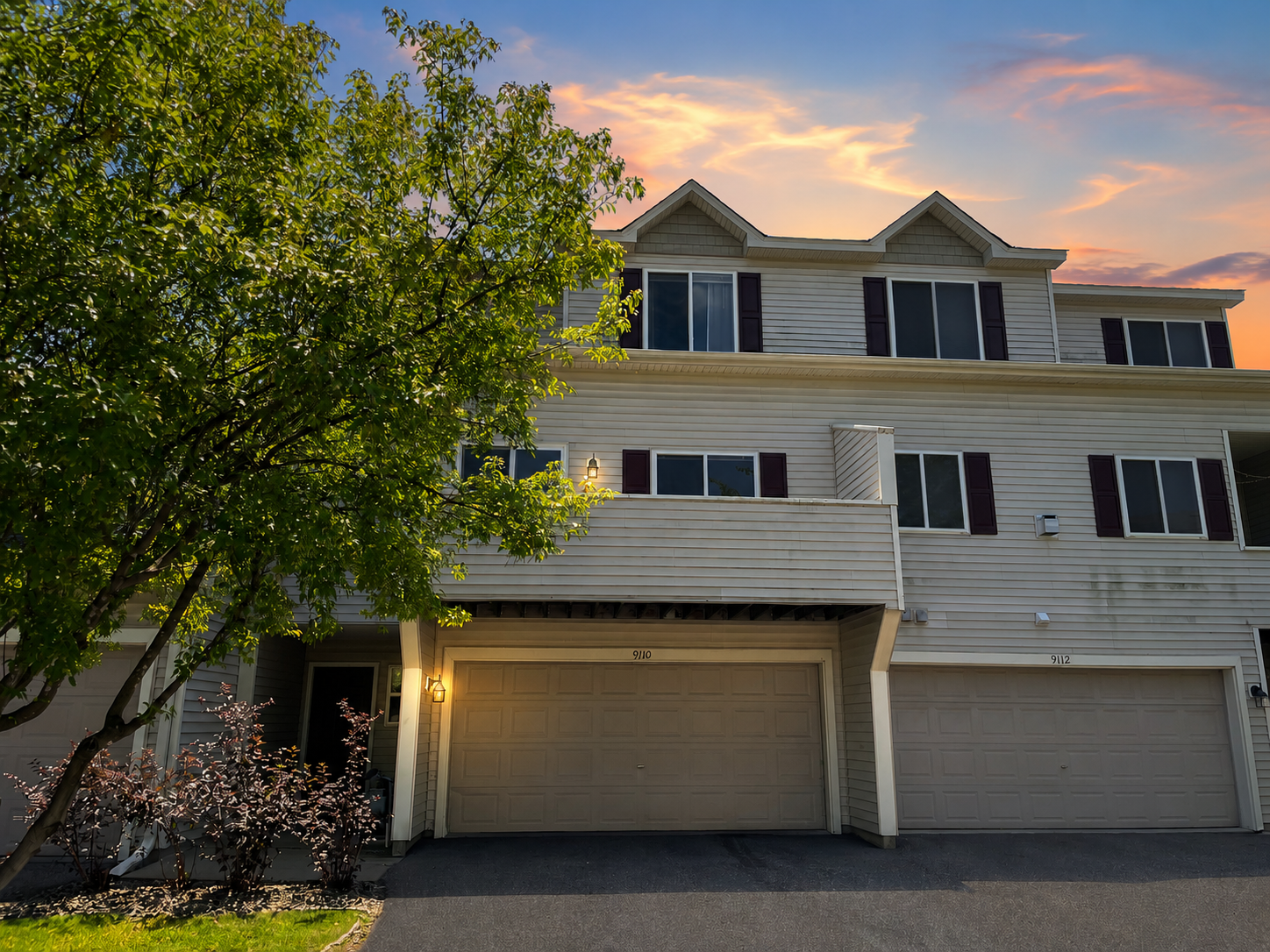 9110 Comstock Lane N, Maple Grove MN 55311