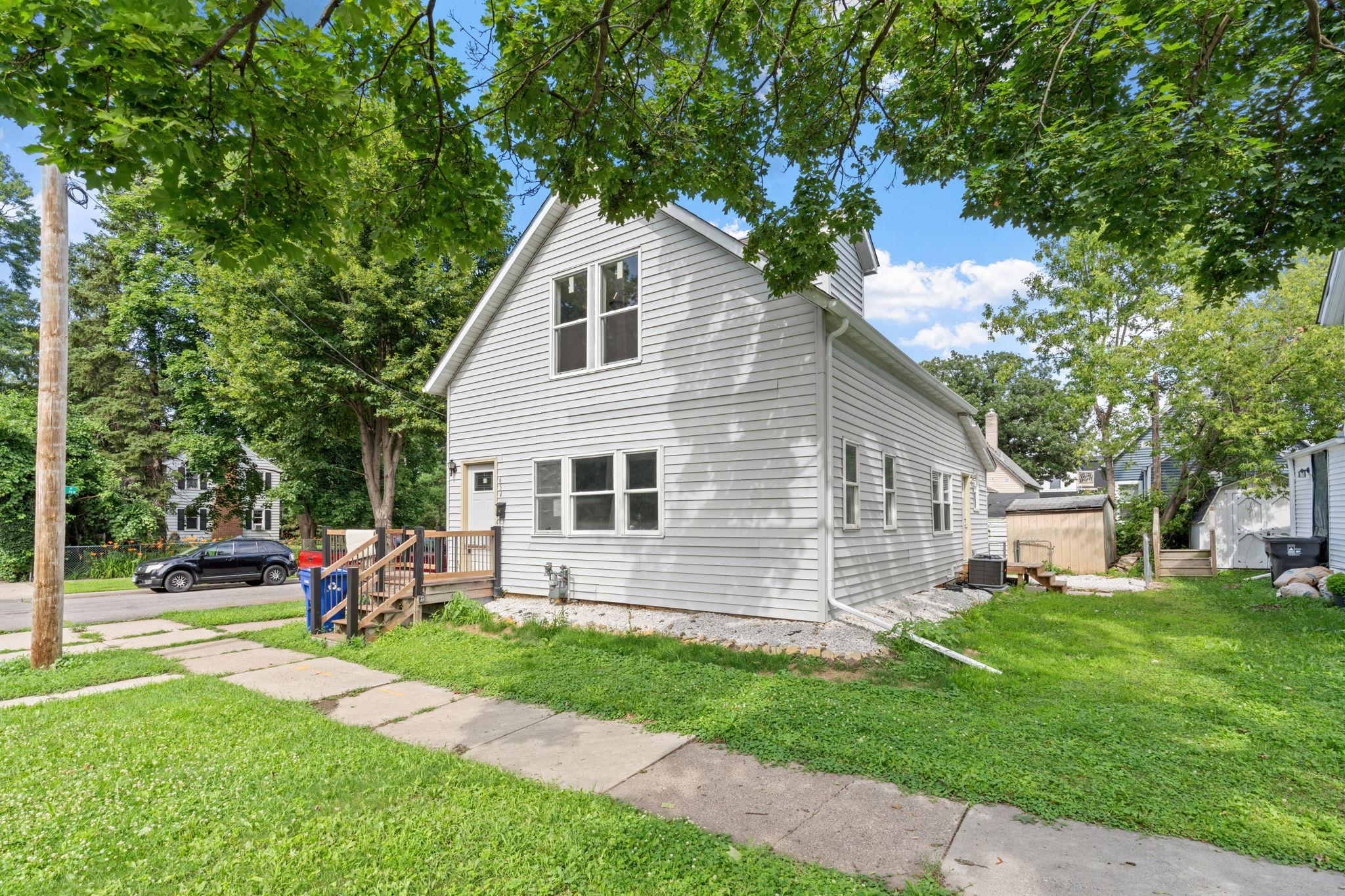 654 Winslow Avenue, Saint Paul MN 55107